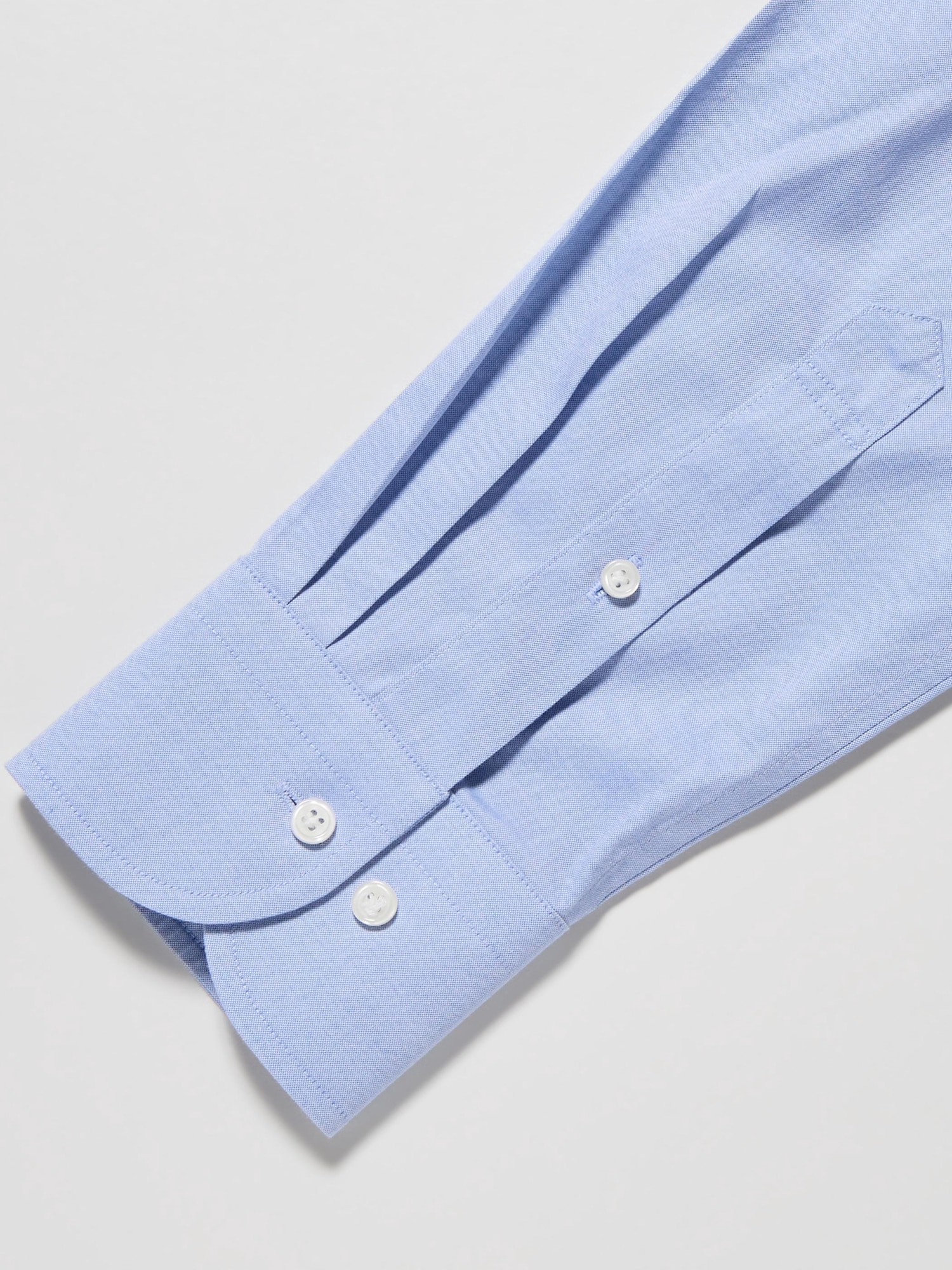 すみれ　UNIQLO ジャージースーツ上下（ブラック）とホワイトシャツ3点 スーツの関連商品 | ユニクロ