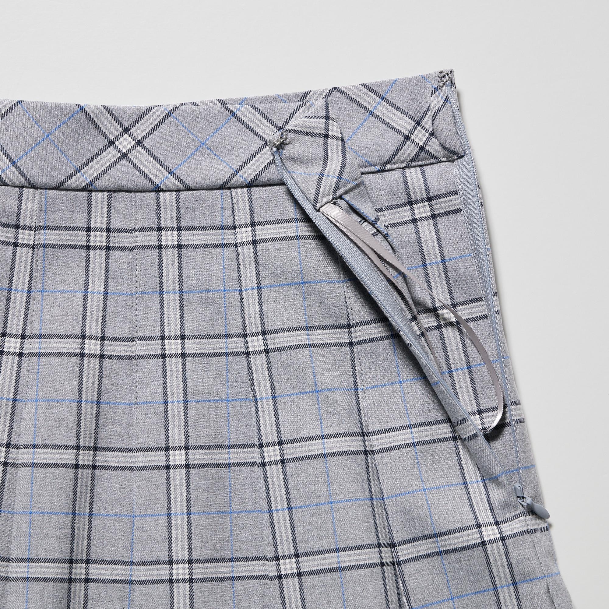 Uniqlo blue cheap pleated skirt