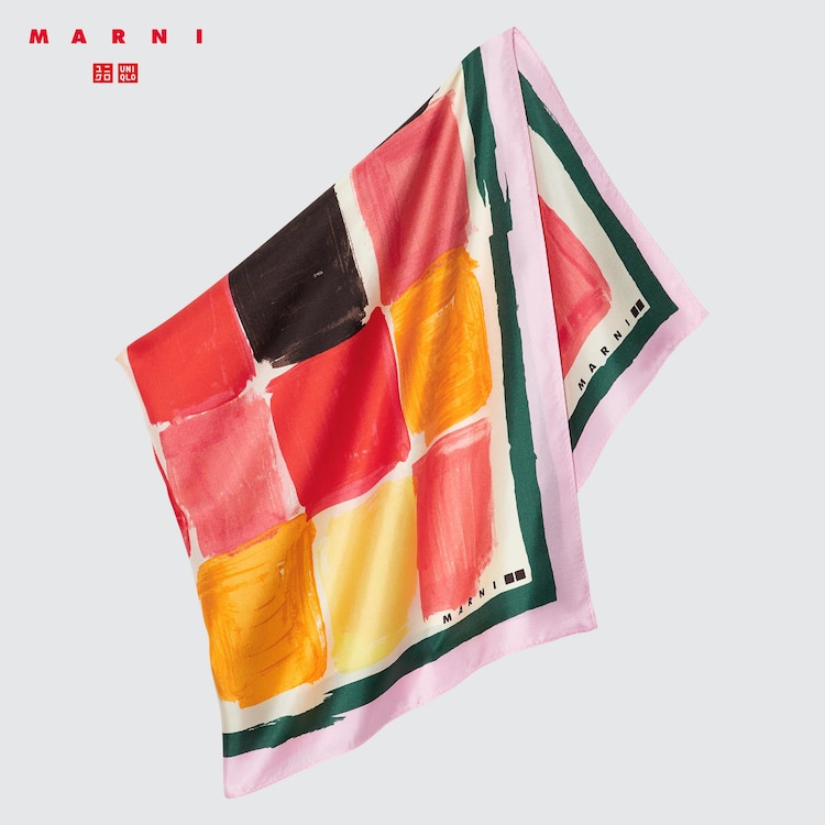 マルニ　スカーフ　緑　70×70
