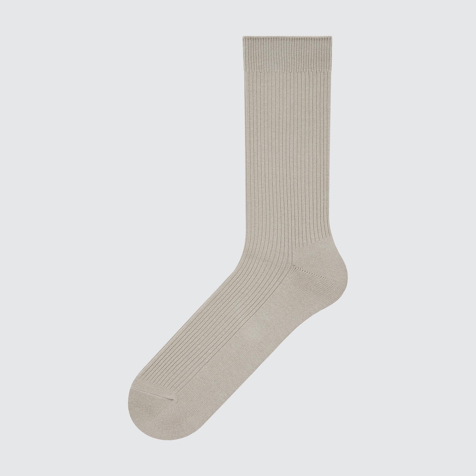 Uniqlo socks deals