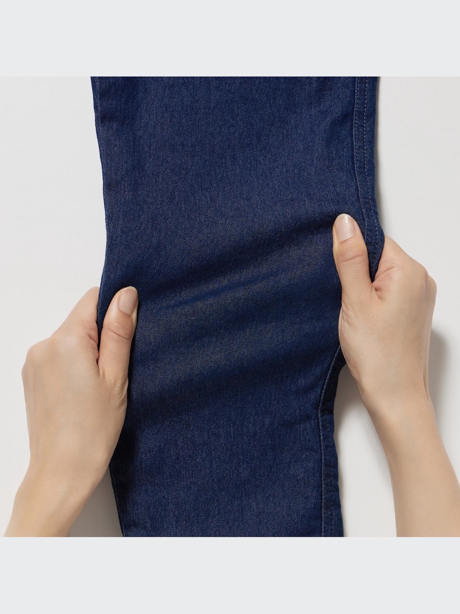 デニムパンツ　ウォーム　XLサイズ 新品GU ウォームデニムスーパーストレッチジョガーパンツ ネイビー