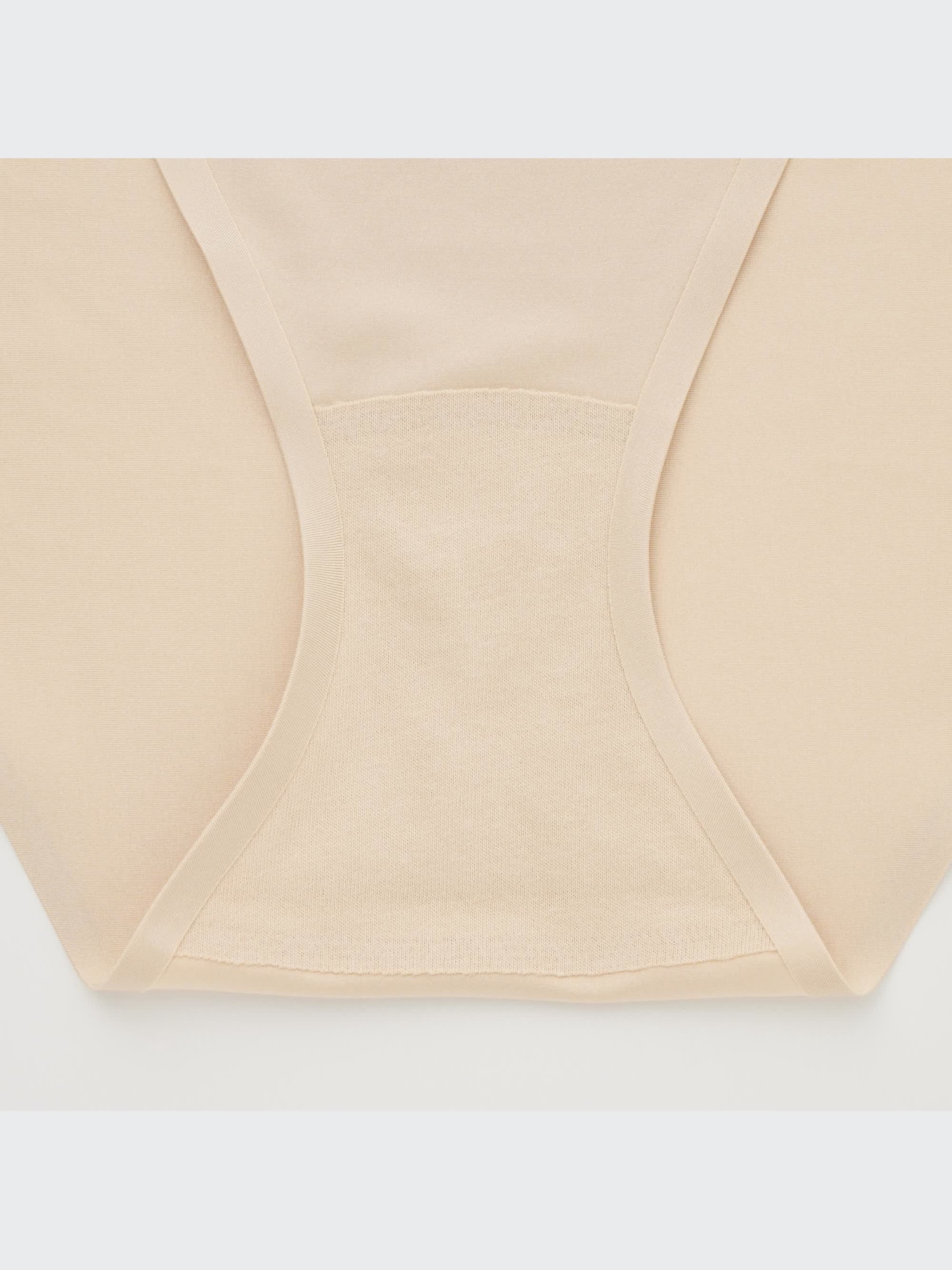 UNIQLO（ユニクロ）の「WOMEN ウルトラシームレスショーツ