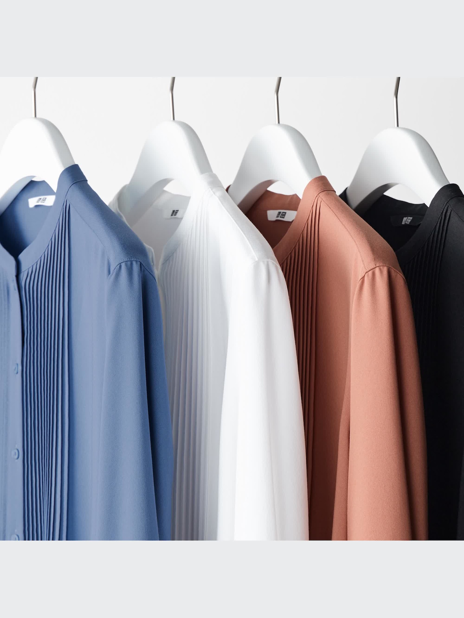 UNIQLO - ＊【★完売品★2枚組★】ユニクロ レーヨンピンタックブラウス 長袖 ワイン 美品 ユニクロ レーヨンピンタックブラウス(長袖) - メルカリ