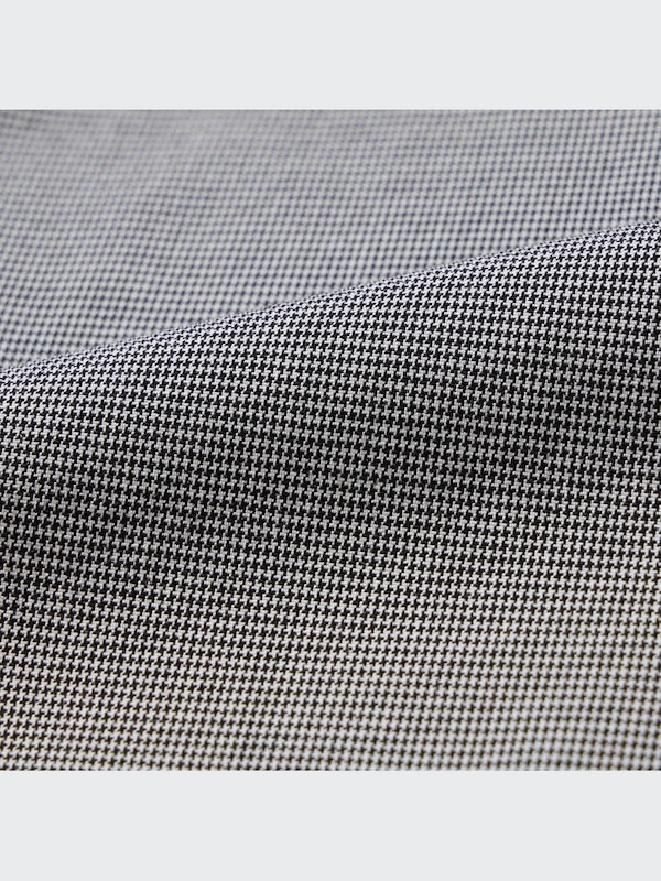 Celana Pendek Rapi Kotak