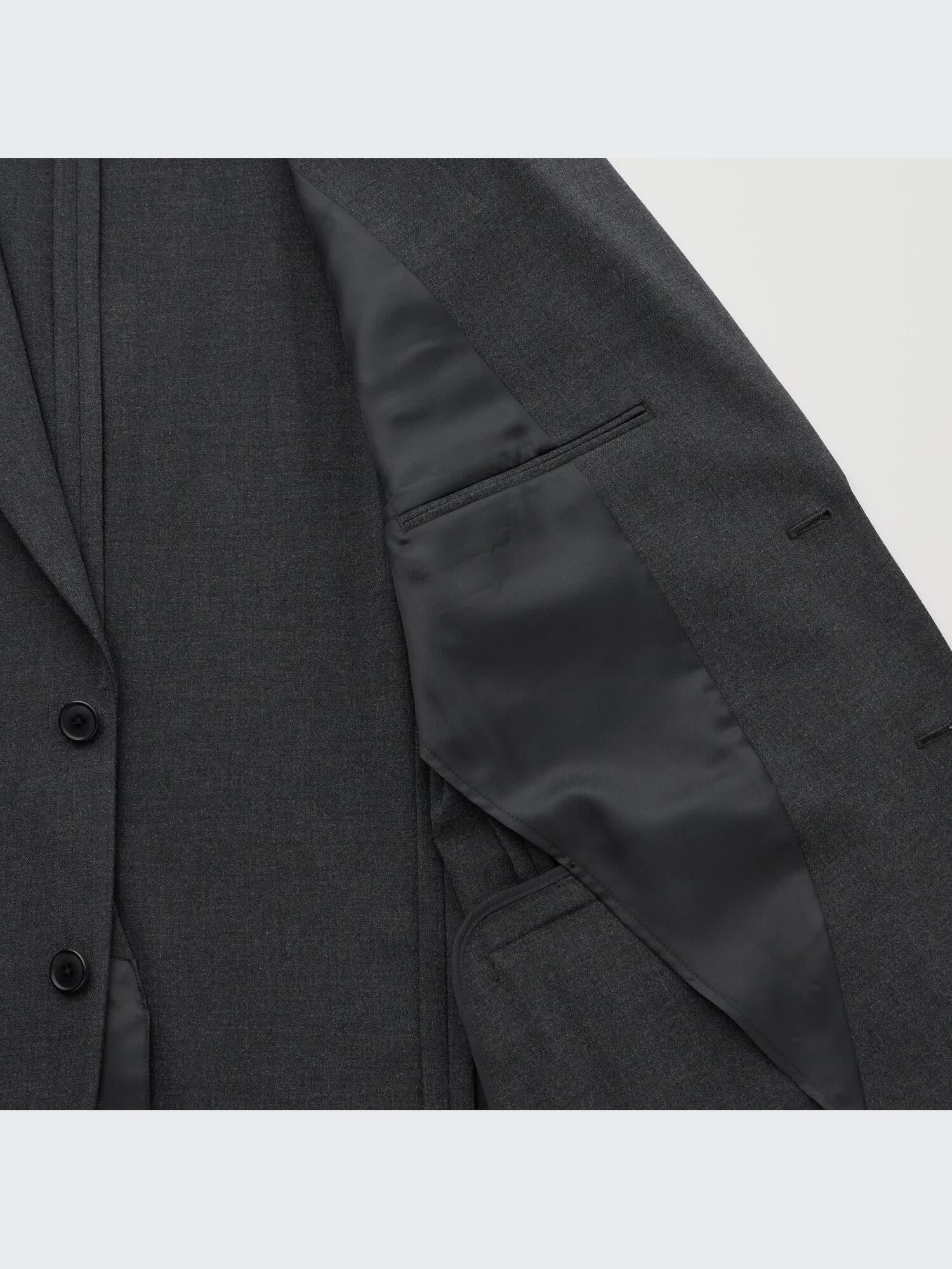 【UNIQLO】3点セット ストレッチジャケット+(2点)＆ストレッチスカート+ UNIQLO】3点セット ストレッチジャケット+(2点)＆ストレッチ