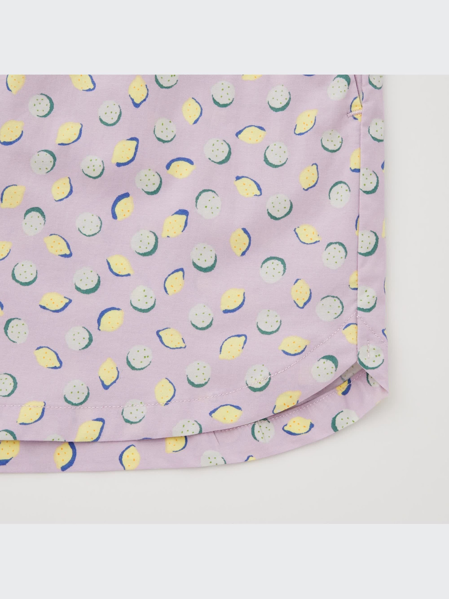 Clothing, ready-to-wear and pajamas for women