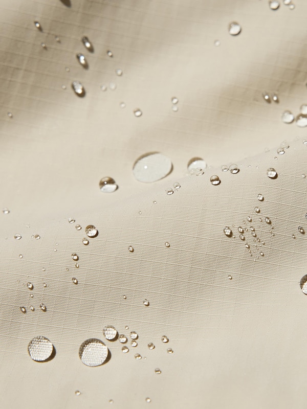 Geared Shorts (Water-Repellent)