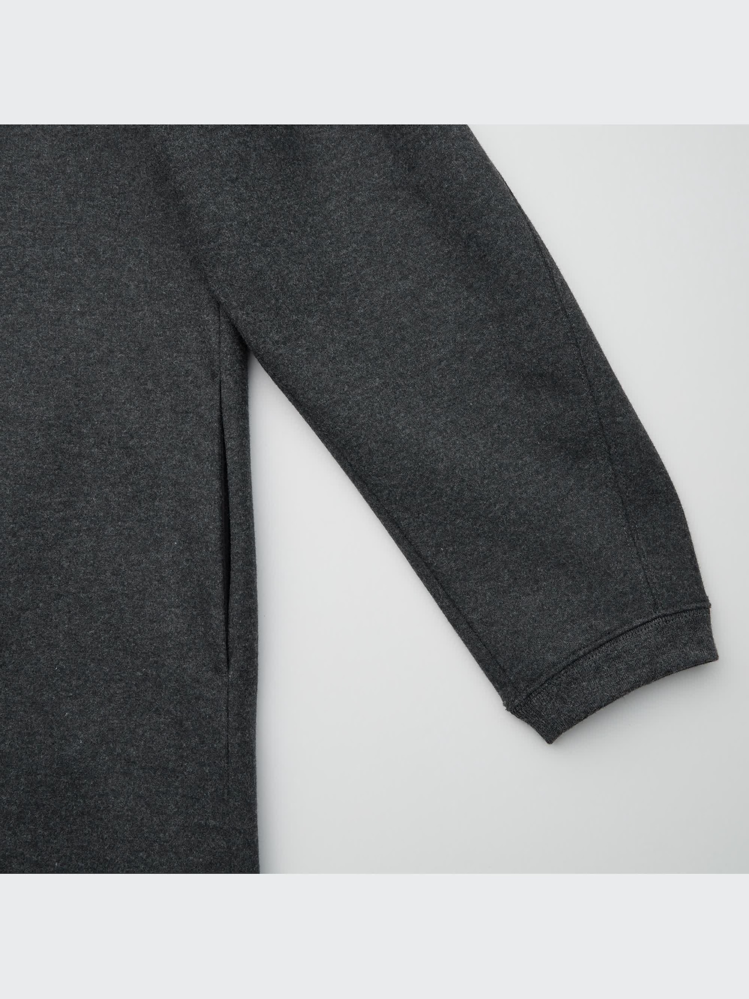 専用出品　丸と四角 ユニクロ公式 | ブラッシュドジャージータートルネックワンピース（長袖）