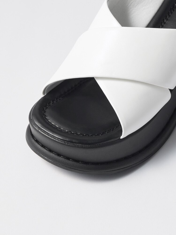 MARNI ブロックカラー ウェッジ サンダル（fitfit(フィットフィット)の  