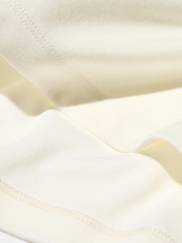 AIRism Cotton Graphic T-Shirt | Ringer