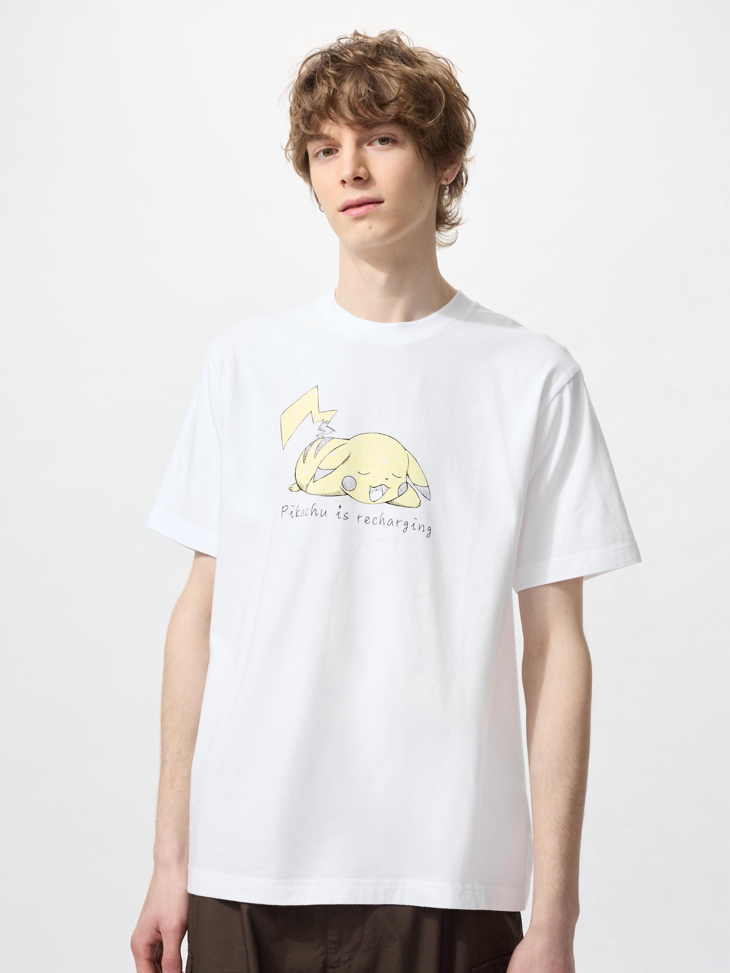 韓国限定 メタモン ユニクロ ポケモン Tシャツ Lサイズ ピカチュウ 韓国限定 メタモン ピカチュウ ユニクロ ポケモン Tシャツ L