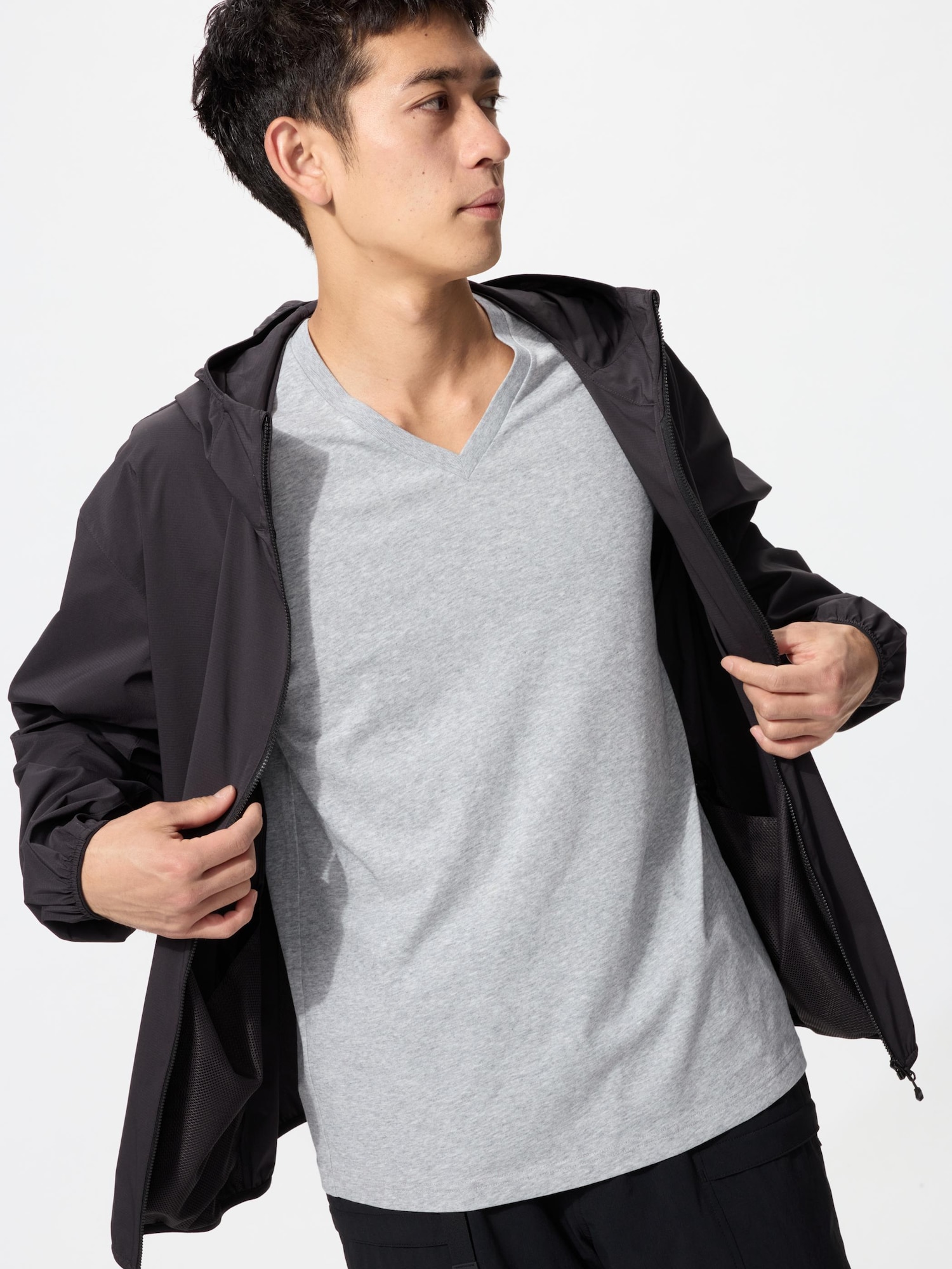 ユニクロ公式 | ドライカラーVネックTシャツ