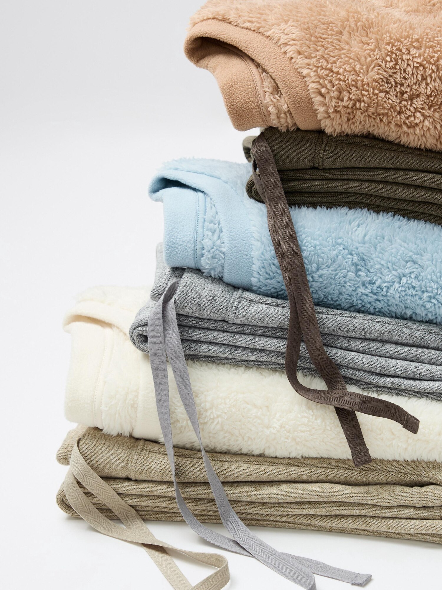 再出品 ユニクロ公式 | ファーリーフリースセット