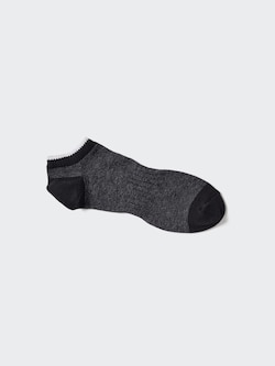Kaos Kaki Pendek