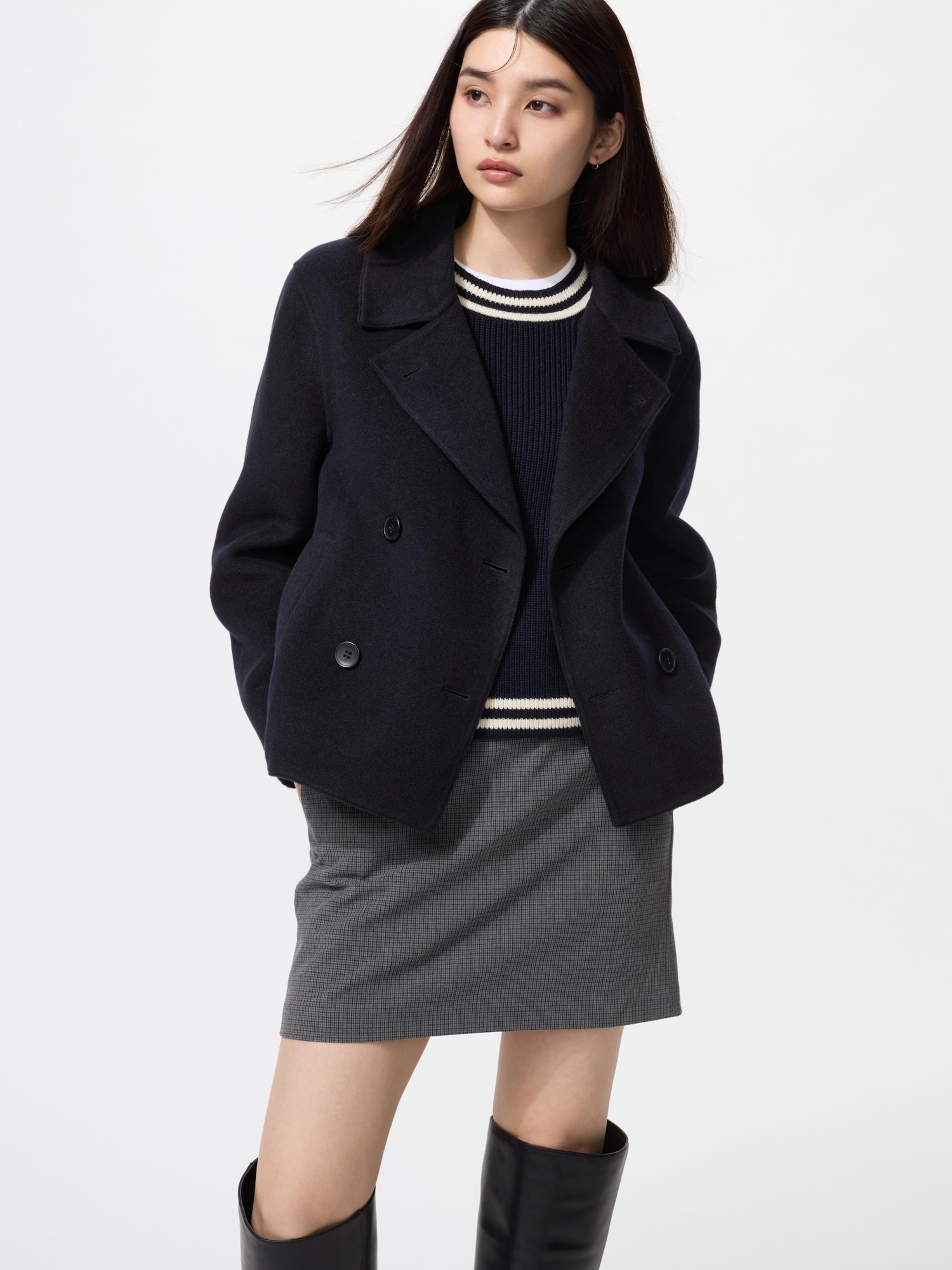 ユニクロ：シー ダブルフェイスラップコート／￥12,900（税込