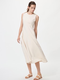 ウルトラストレッチワンピース/ノースリーブ/丈長め