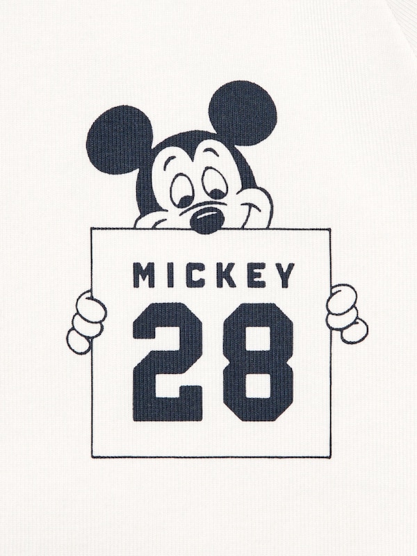 Mickey&Friends Sports UT (Short Sleeve Graphic T-shirt)