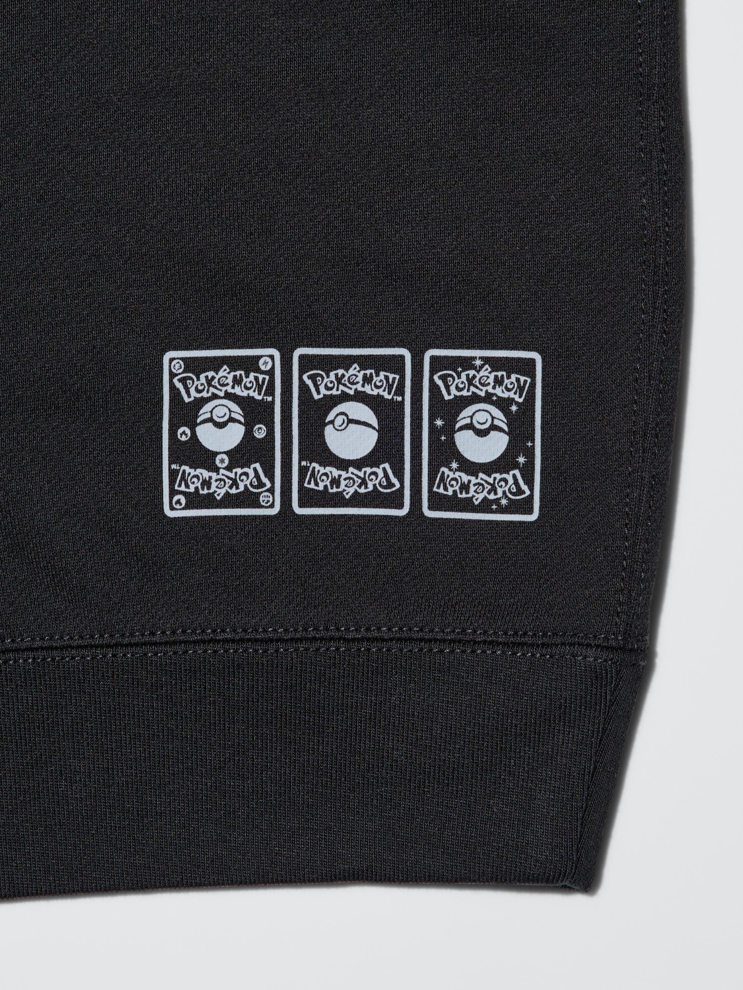 【まなみ】UNIQLO theoryコラボスウェット　白S&amp;ブラックL Uniqlo Kaws x Sesame Street Sweatshirt Black Size S NWT | eBay
