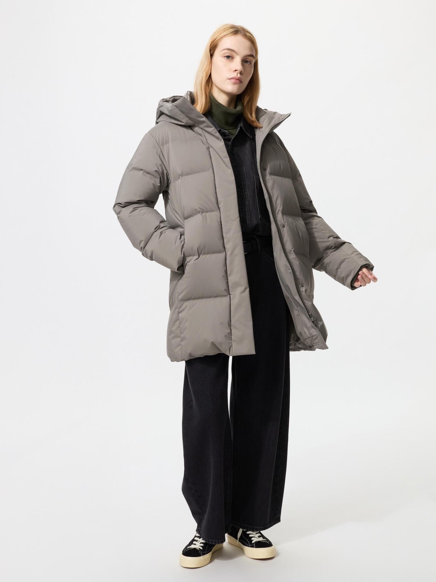 ユニクロのストレッチシームレスダウンショートコート ユニクロ公式 | ストレッチシームレスダウンショートコート