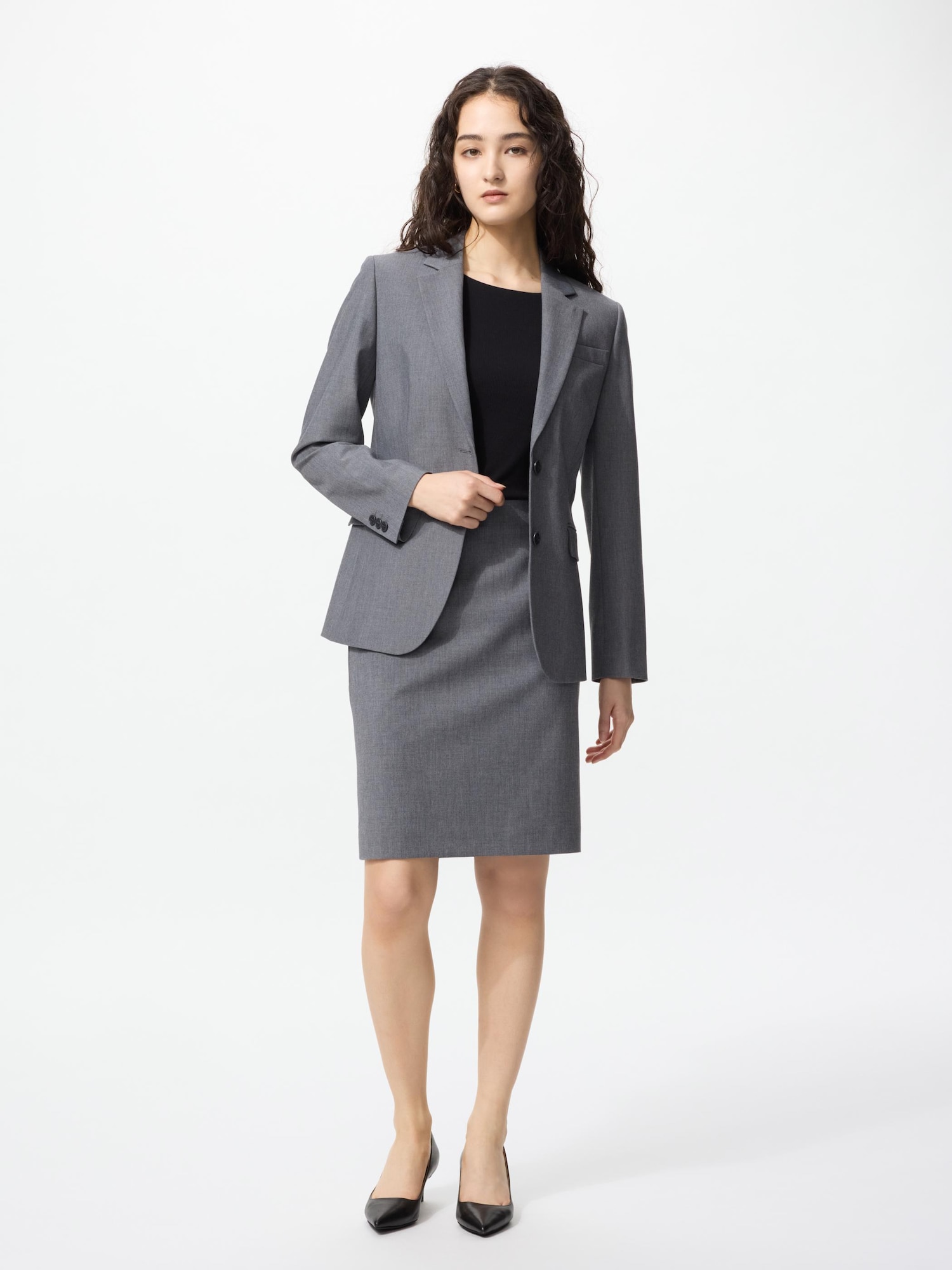 ユニクロ　ストレッチテーラードジャケット　ストレッチスカート　セット UNIQLO ユニクロ ストレッチテーラードジャケット スカート