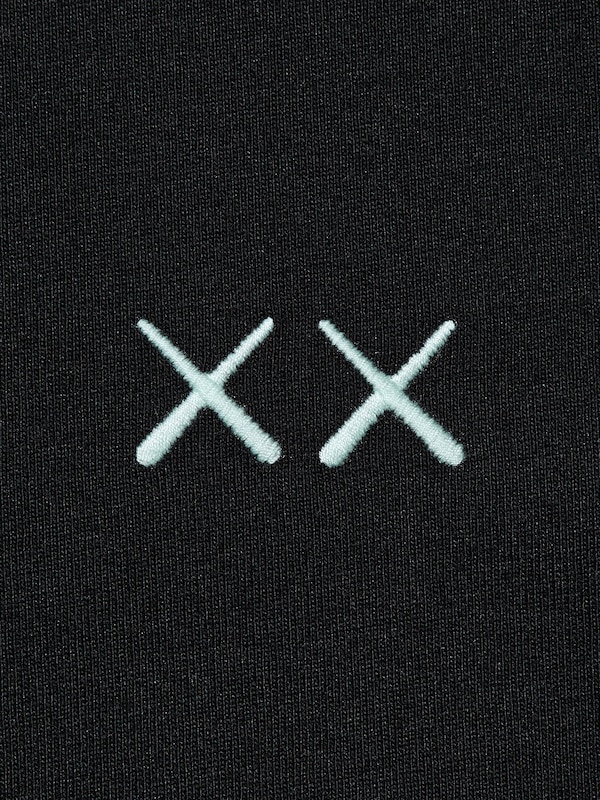 KAWS UNIVERSE UT(그래픽T)A