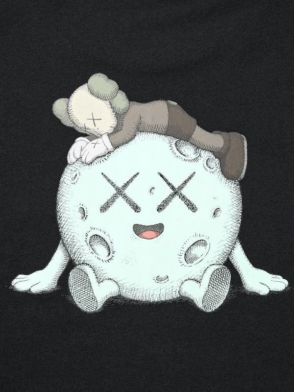 KAWS UNIVERSE UT(그래픽T)A