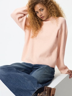 スフレヤーンモックネックセーター