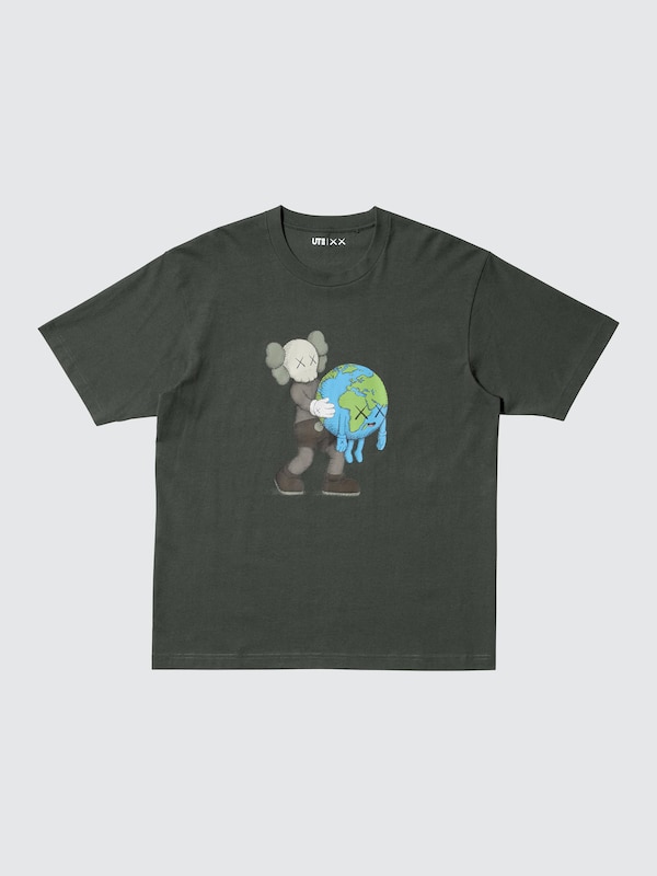 KAWS UNIVERSE UT(그래픽T)C