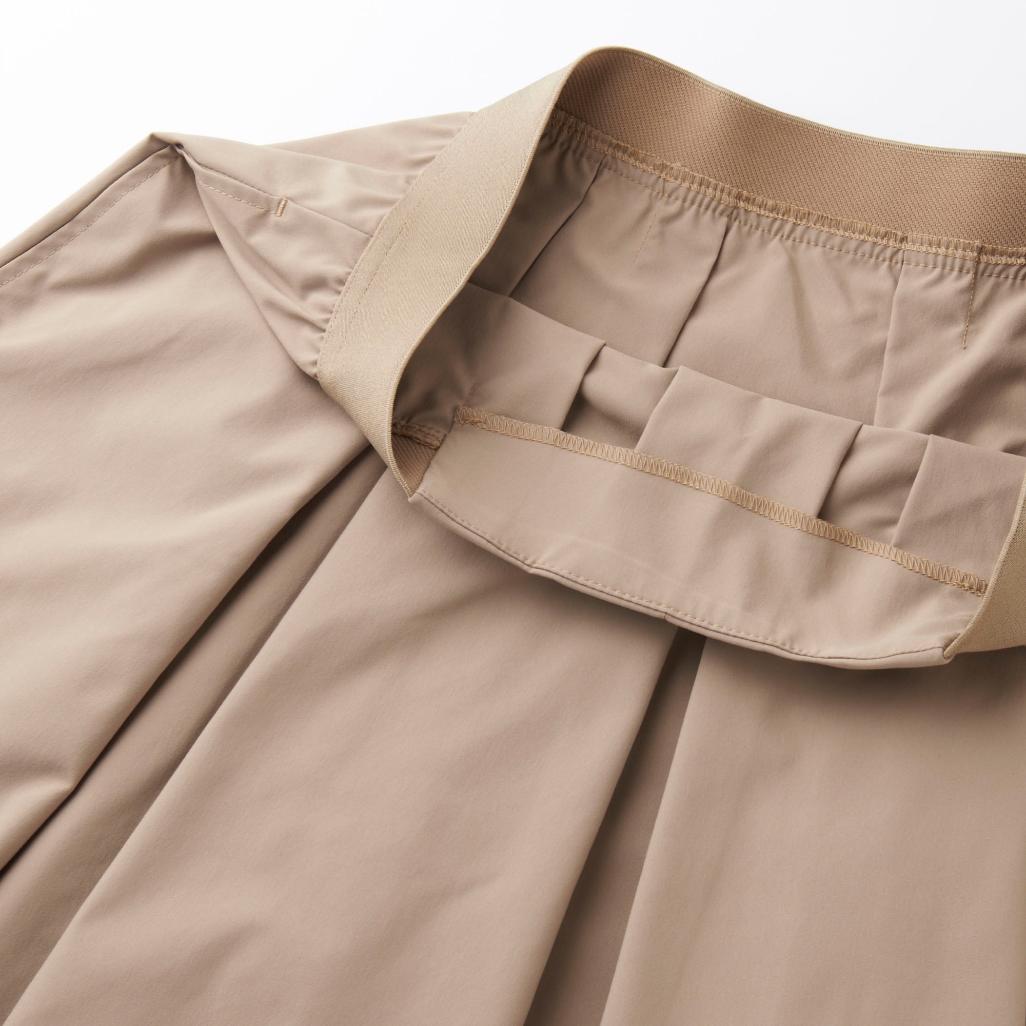 uniqlo green pleated skirt