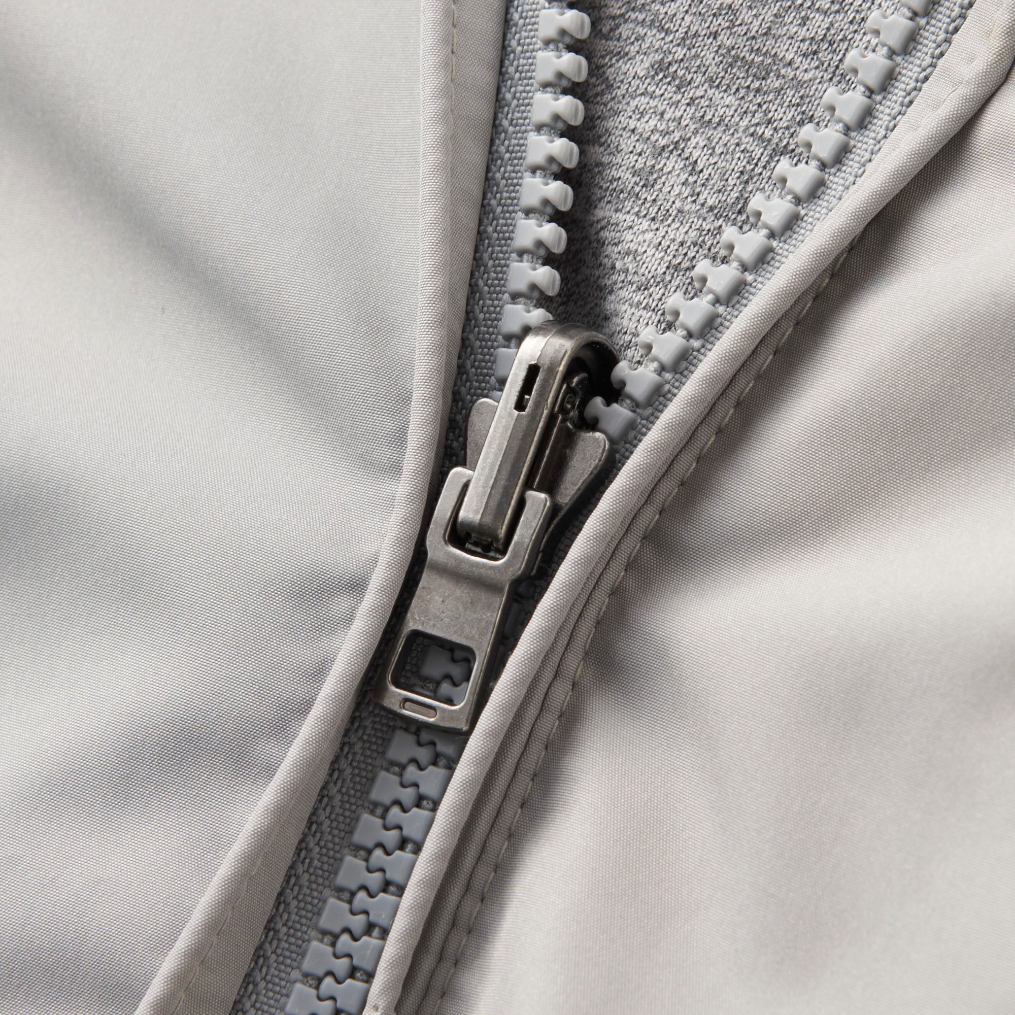 uniqlo silver jacket