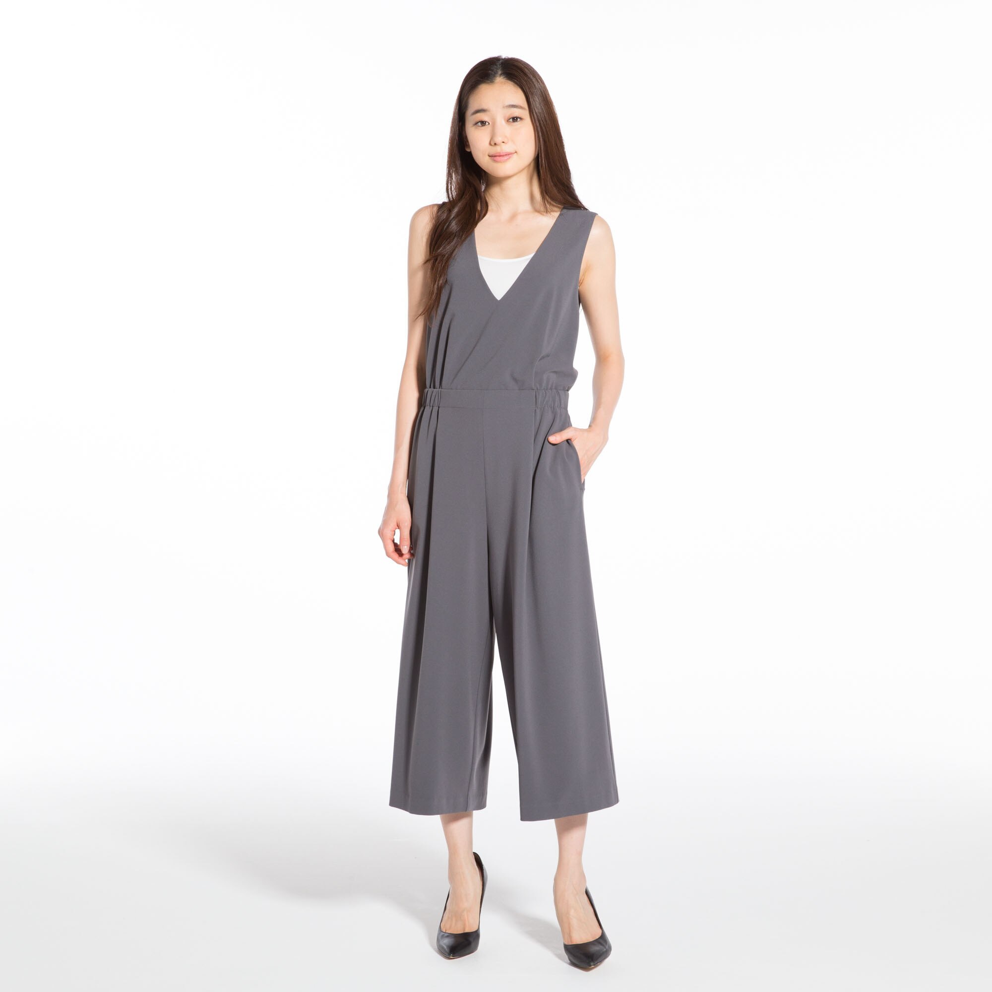 v neck jumpsuit