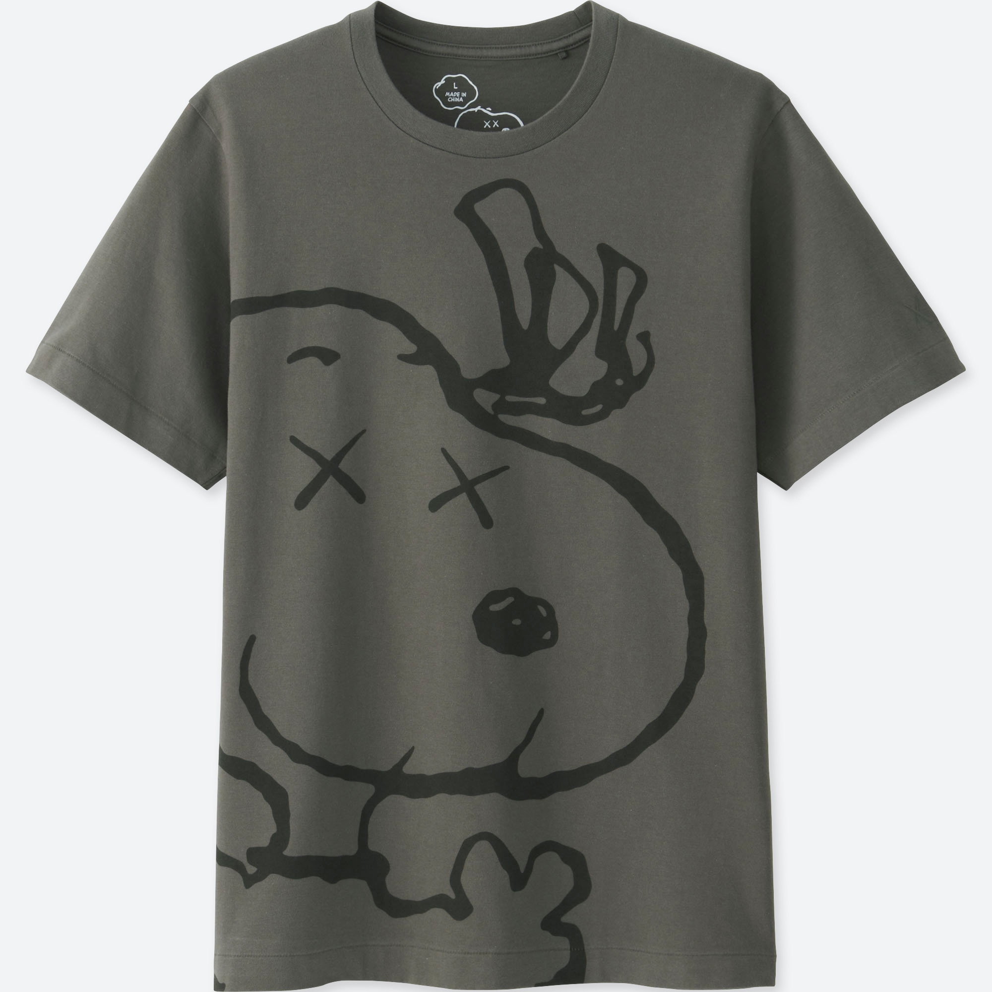 crew neck uniqlo x kaws