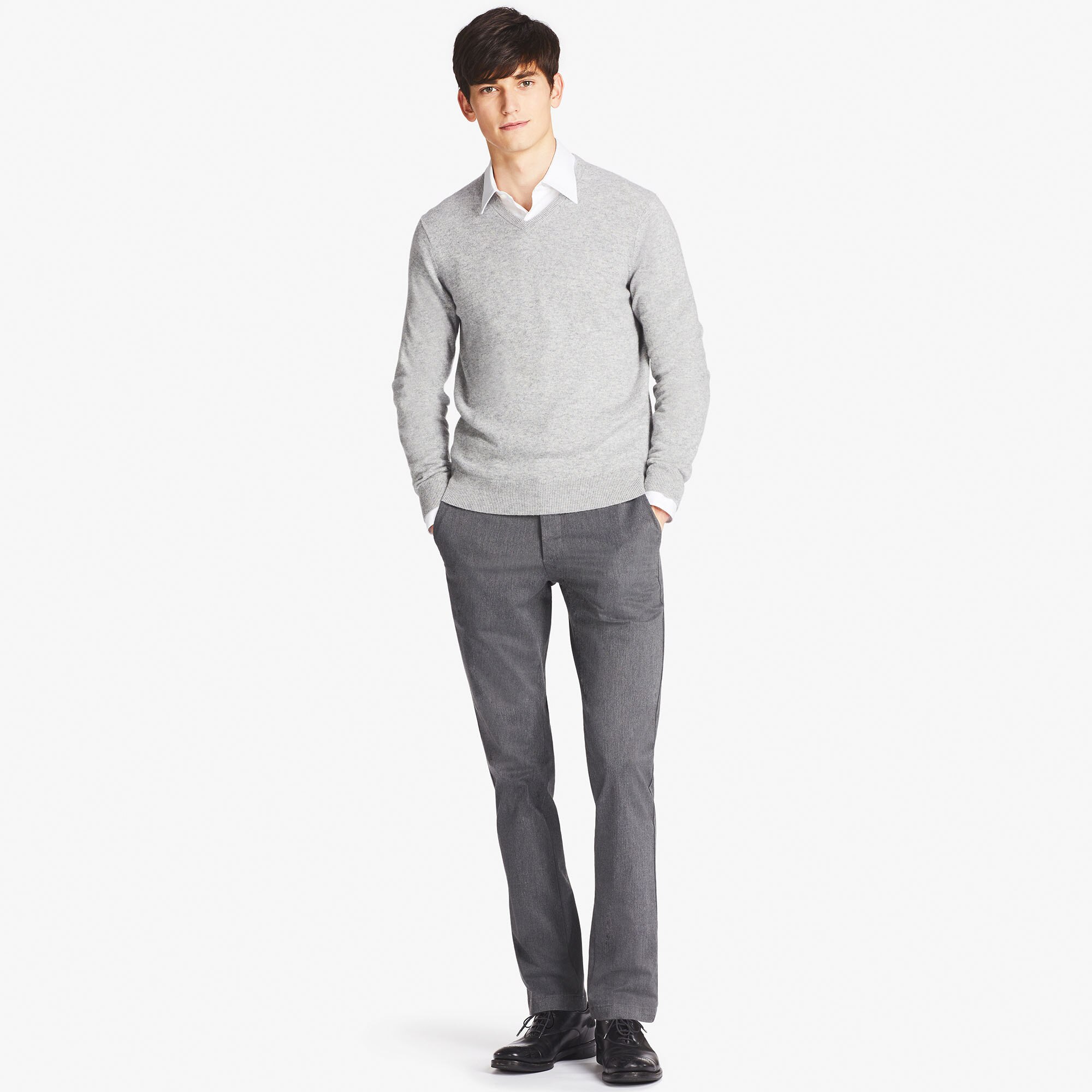 MEN CASHMERE VNECK SWEATER UNIQLO US