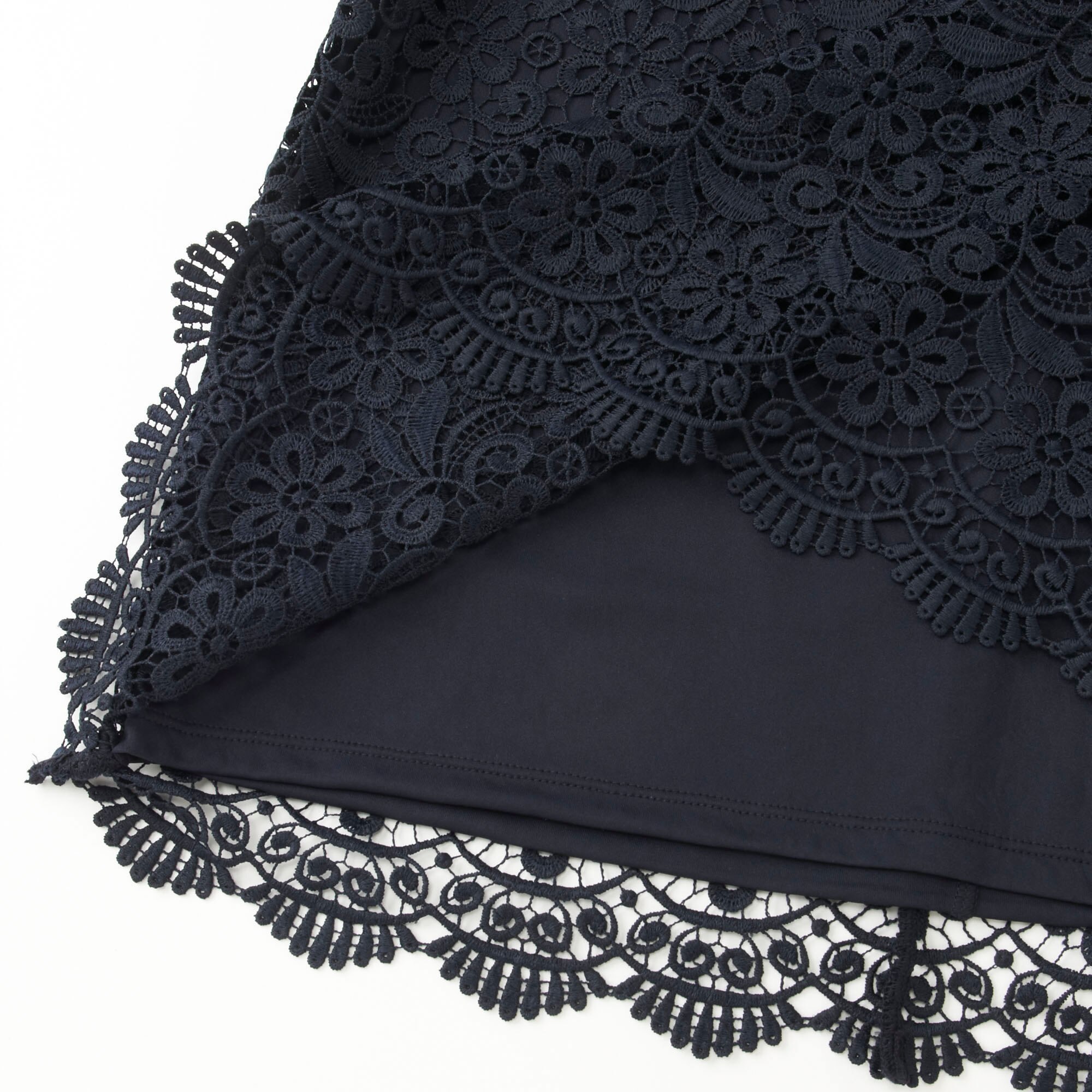 uniqlo white lace skirt