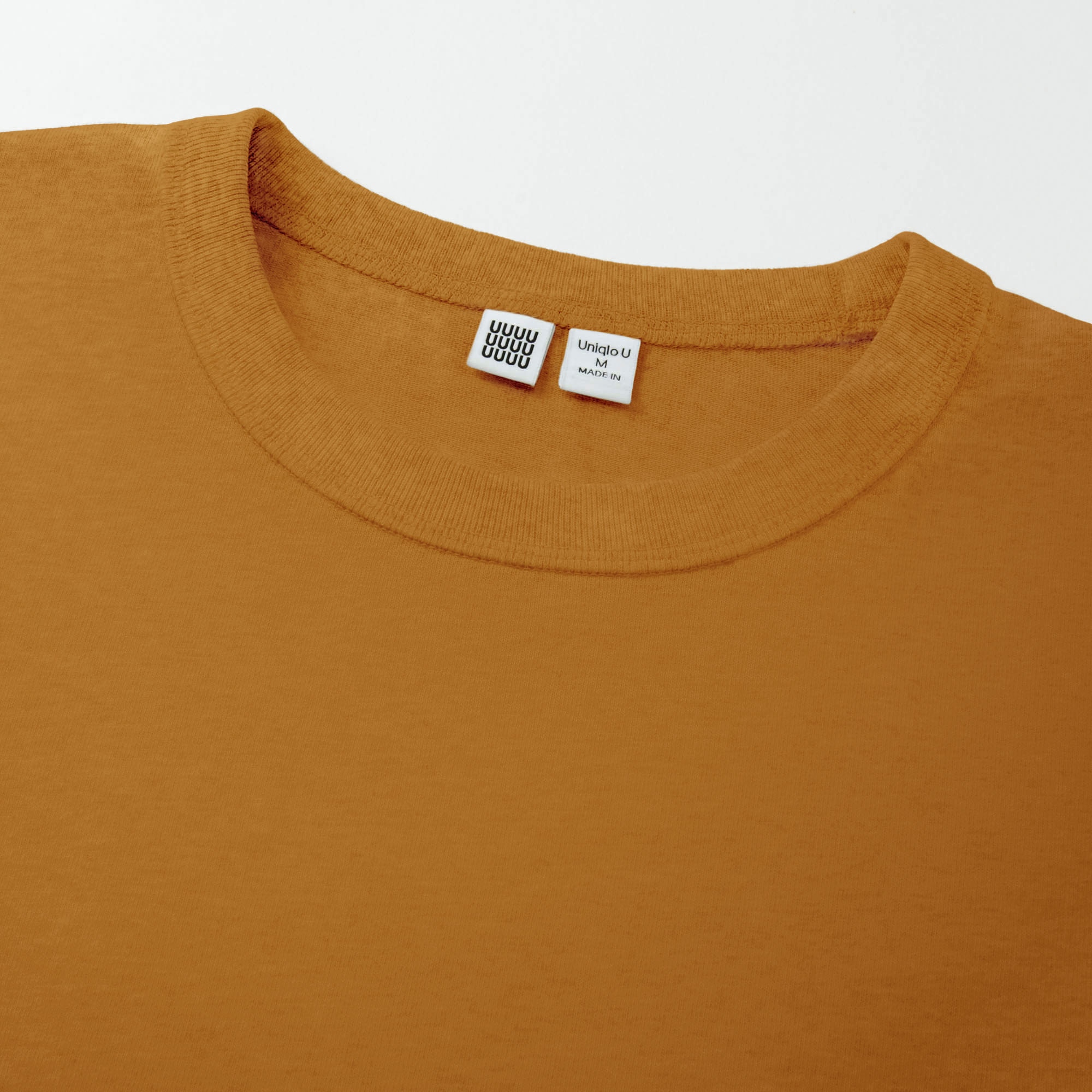 uniqlo crew neck shirt