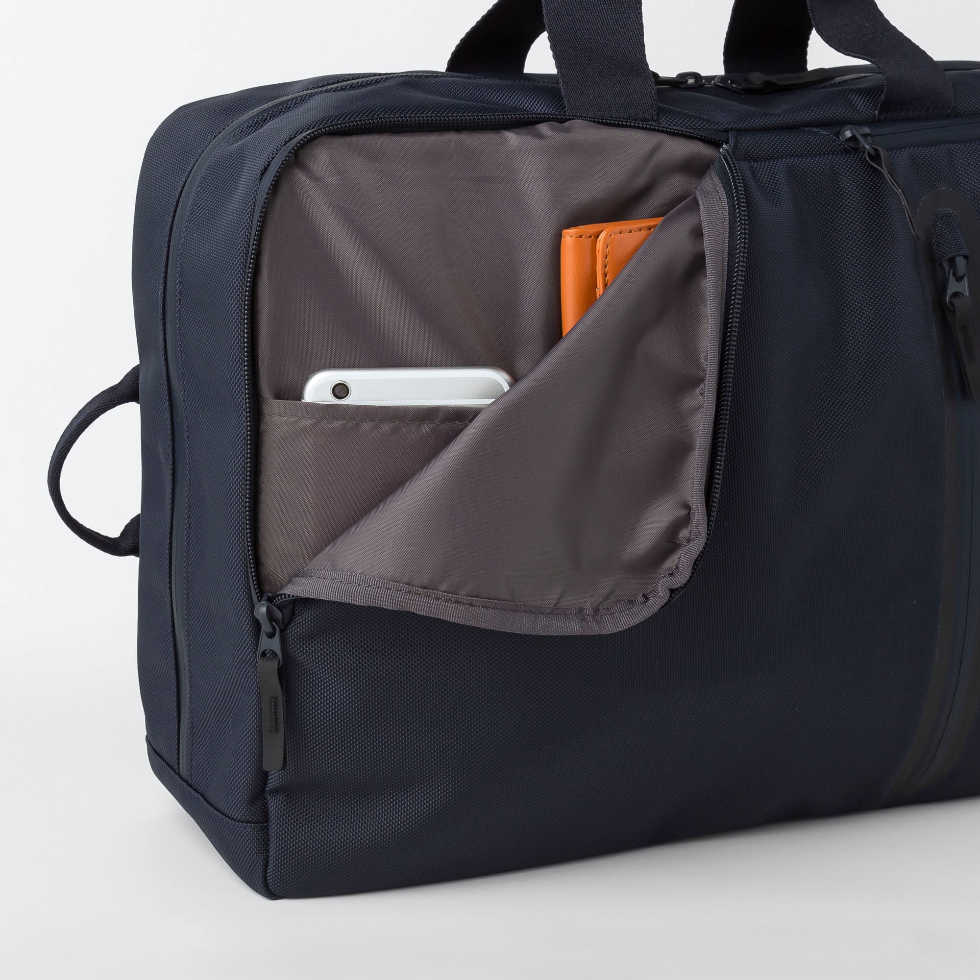 uniqlo backpack 3 way