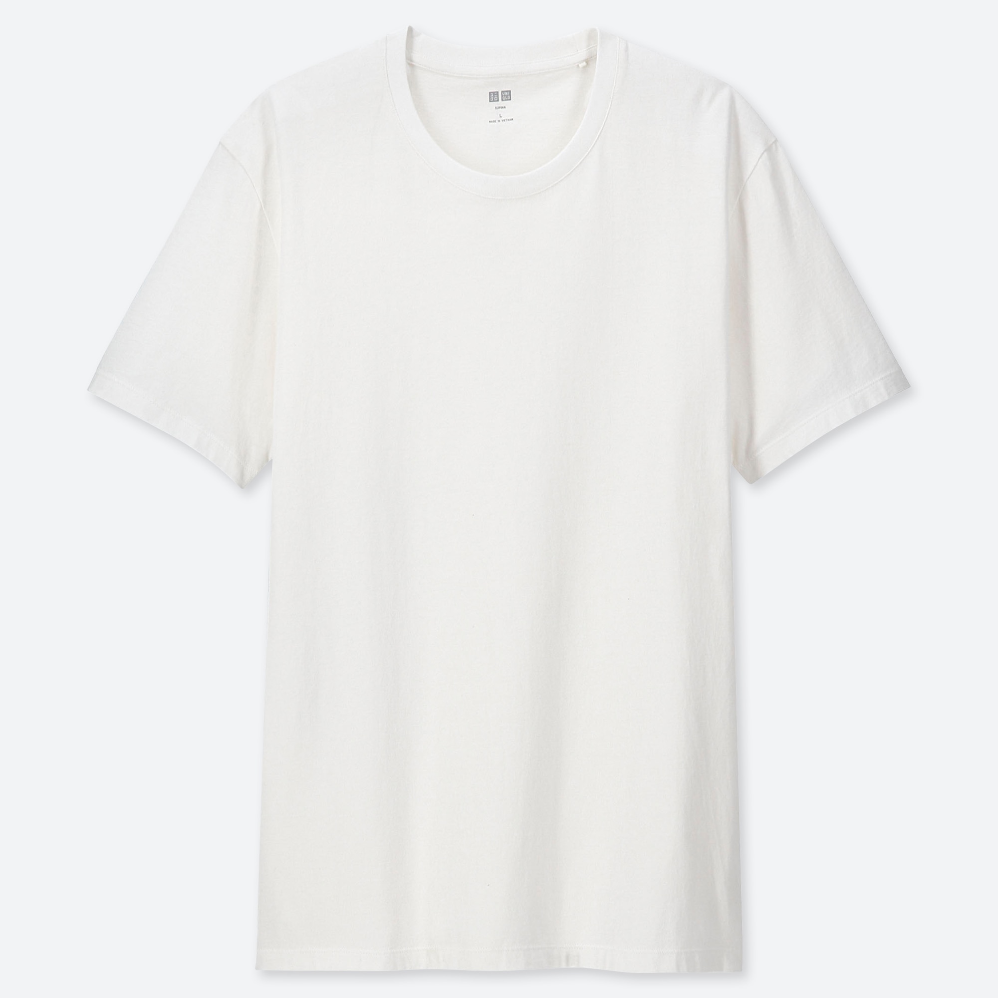 Простые белые футболки