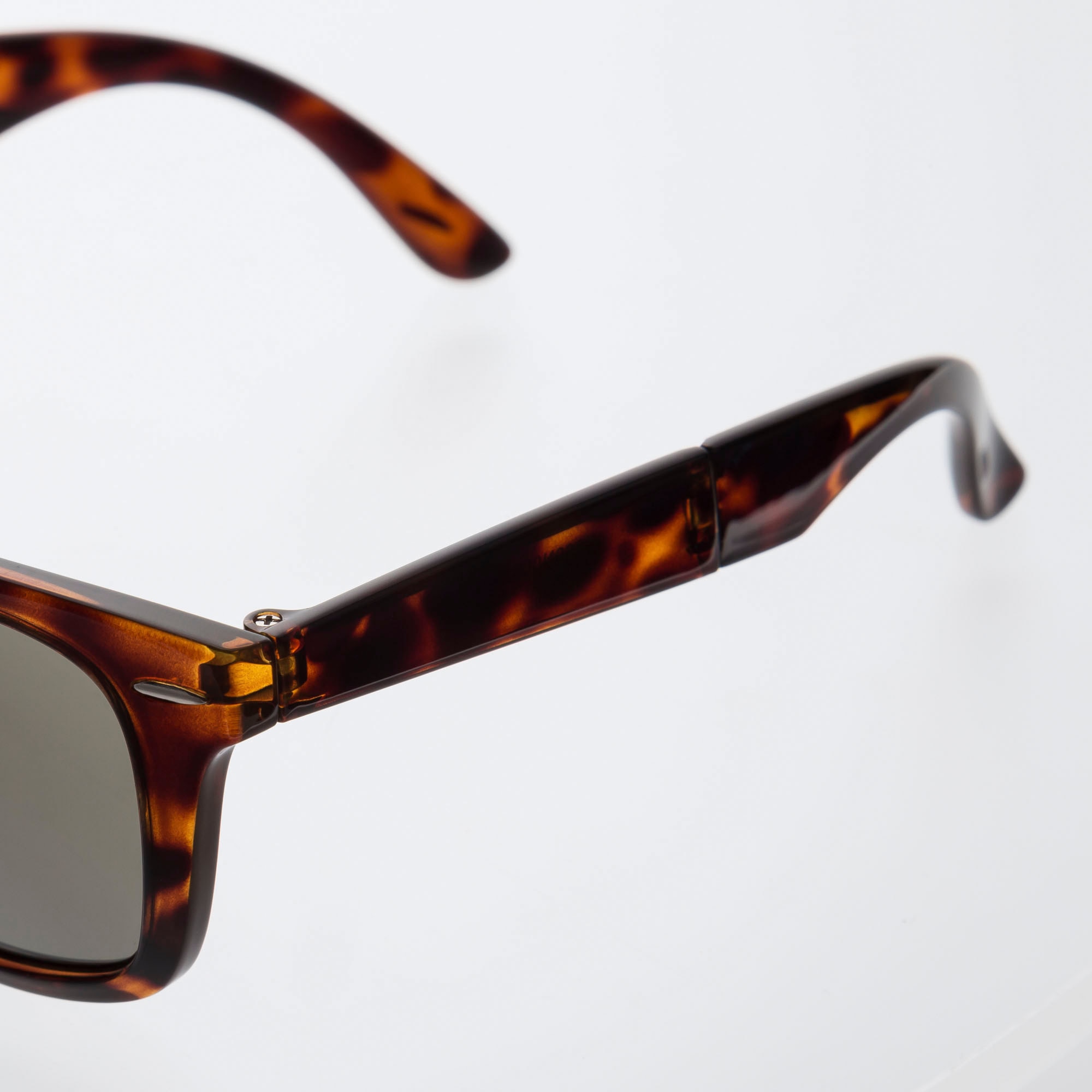 WELLINGTON FOLDING SUNGLASSES UNIQLO US