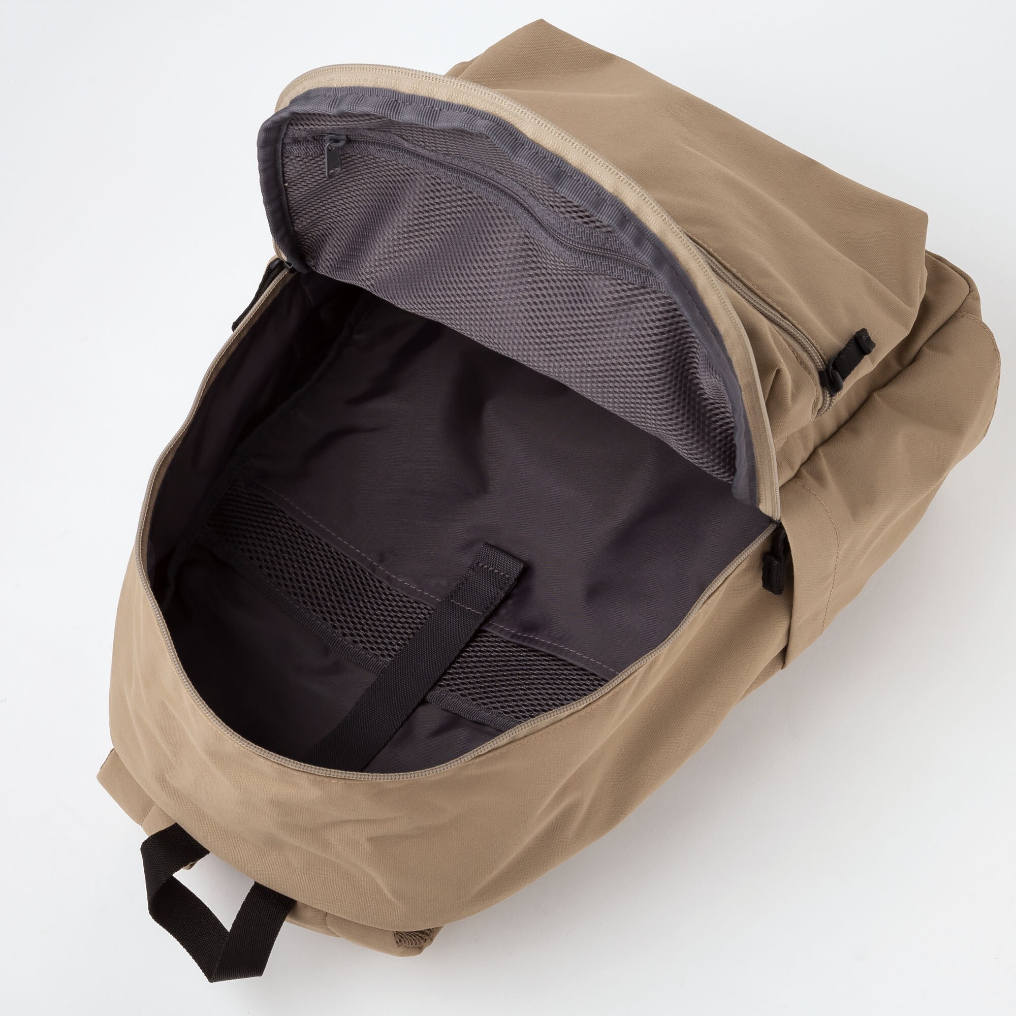 uniqlo packable backpack