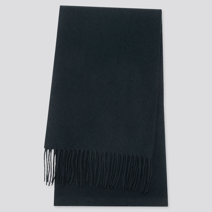 UNIQLO Cashmere Scarf | StyleHint