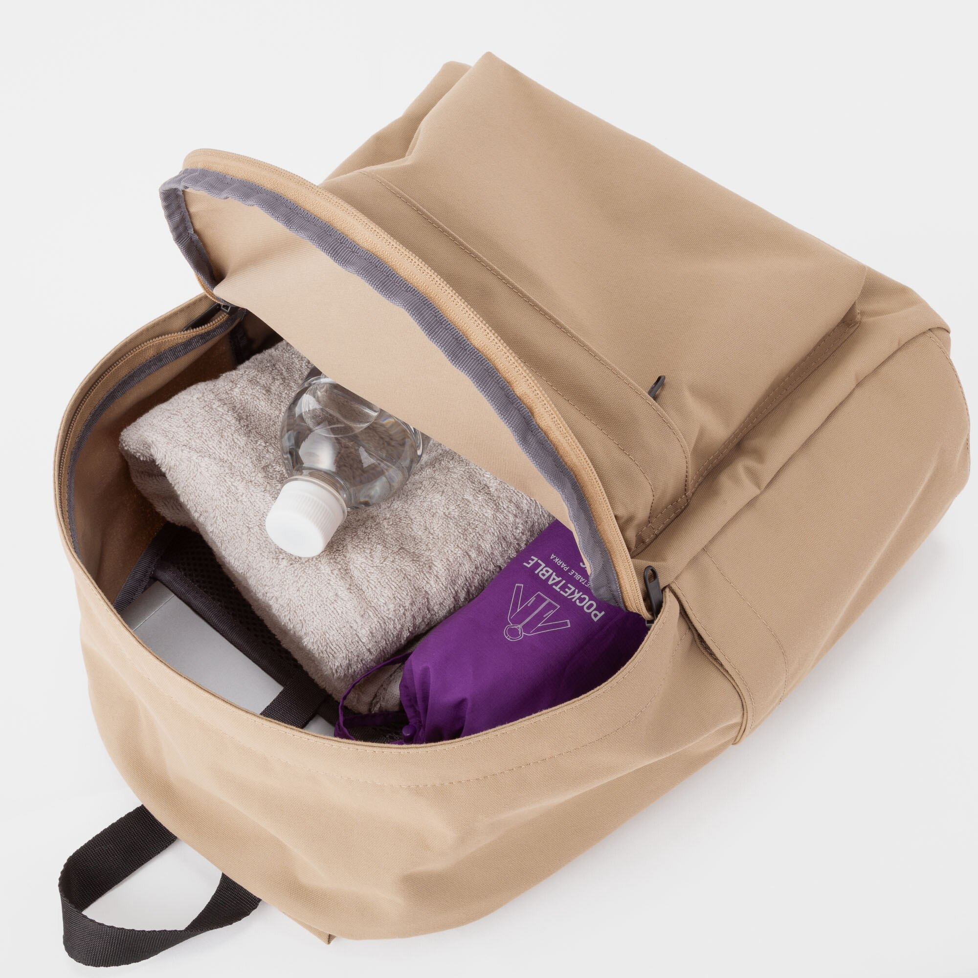 uniqlo backpack review