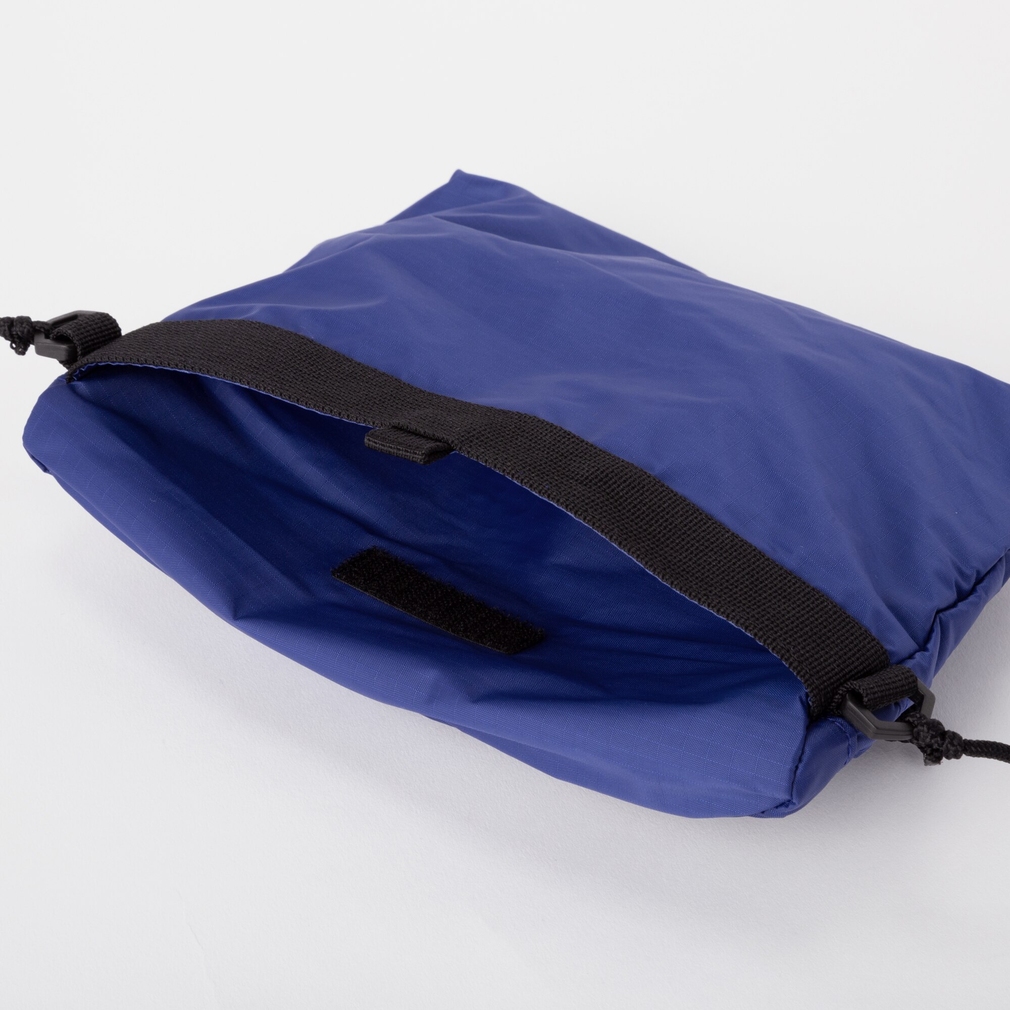 LIGHTWEIGHT FANNY BAG UNIQLO US
