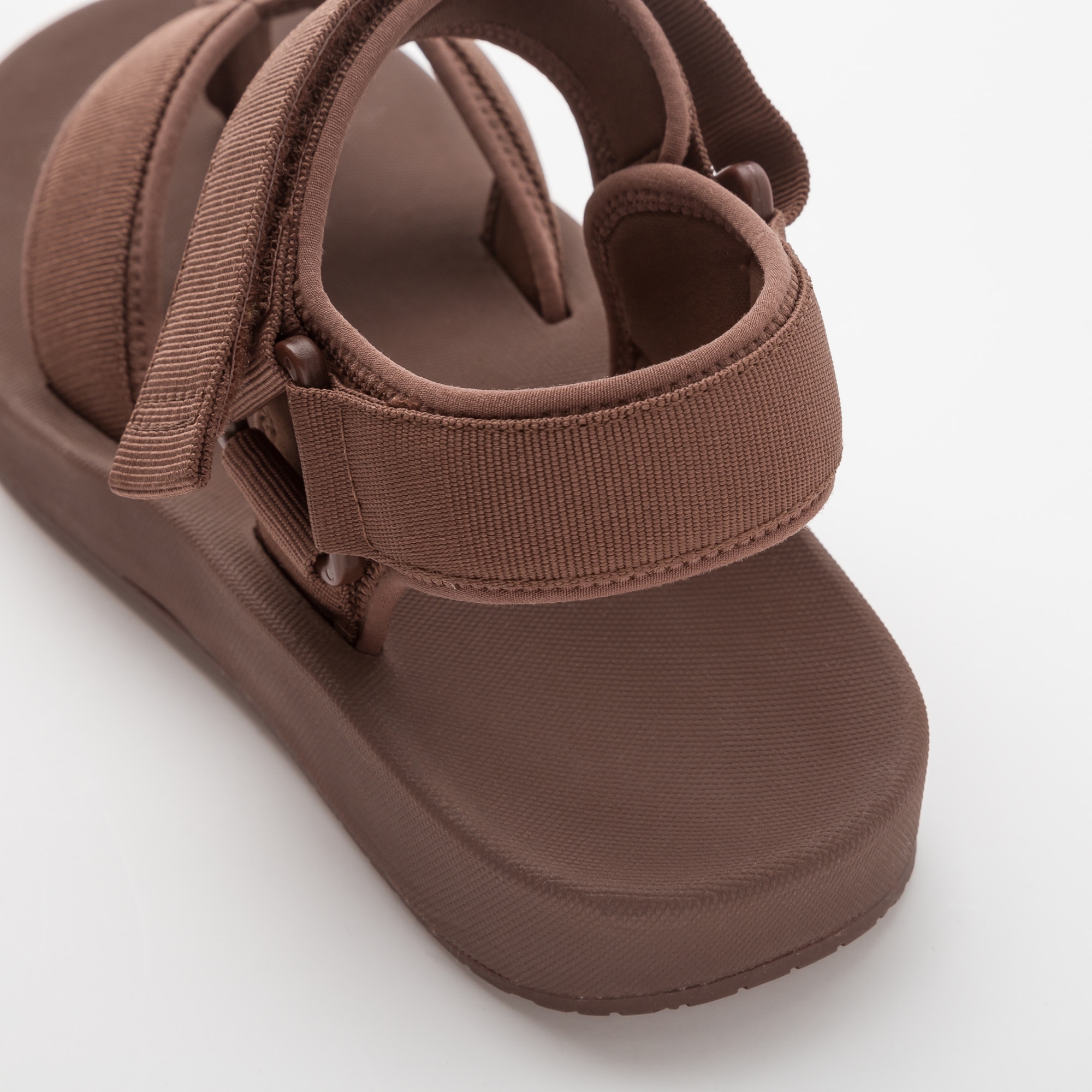 uniqlo u tape sandals