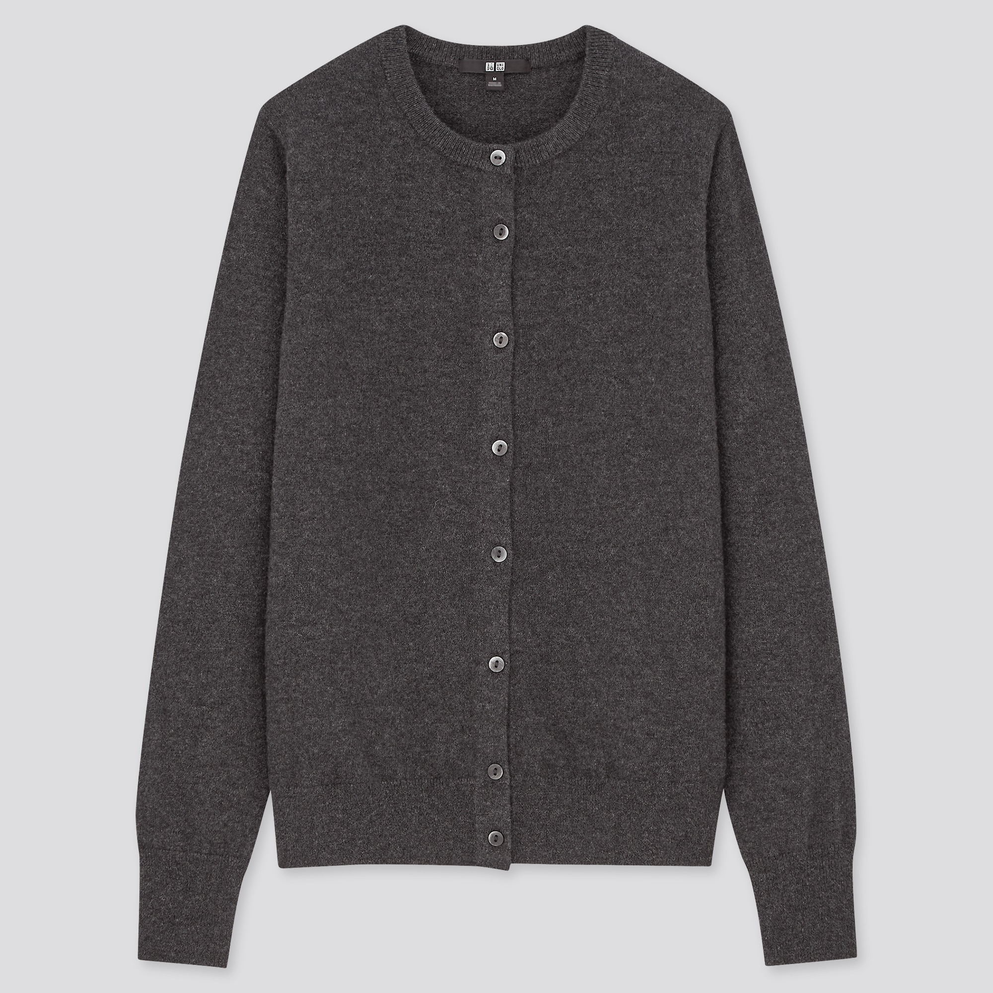 uniqlo black crew neck