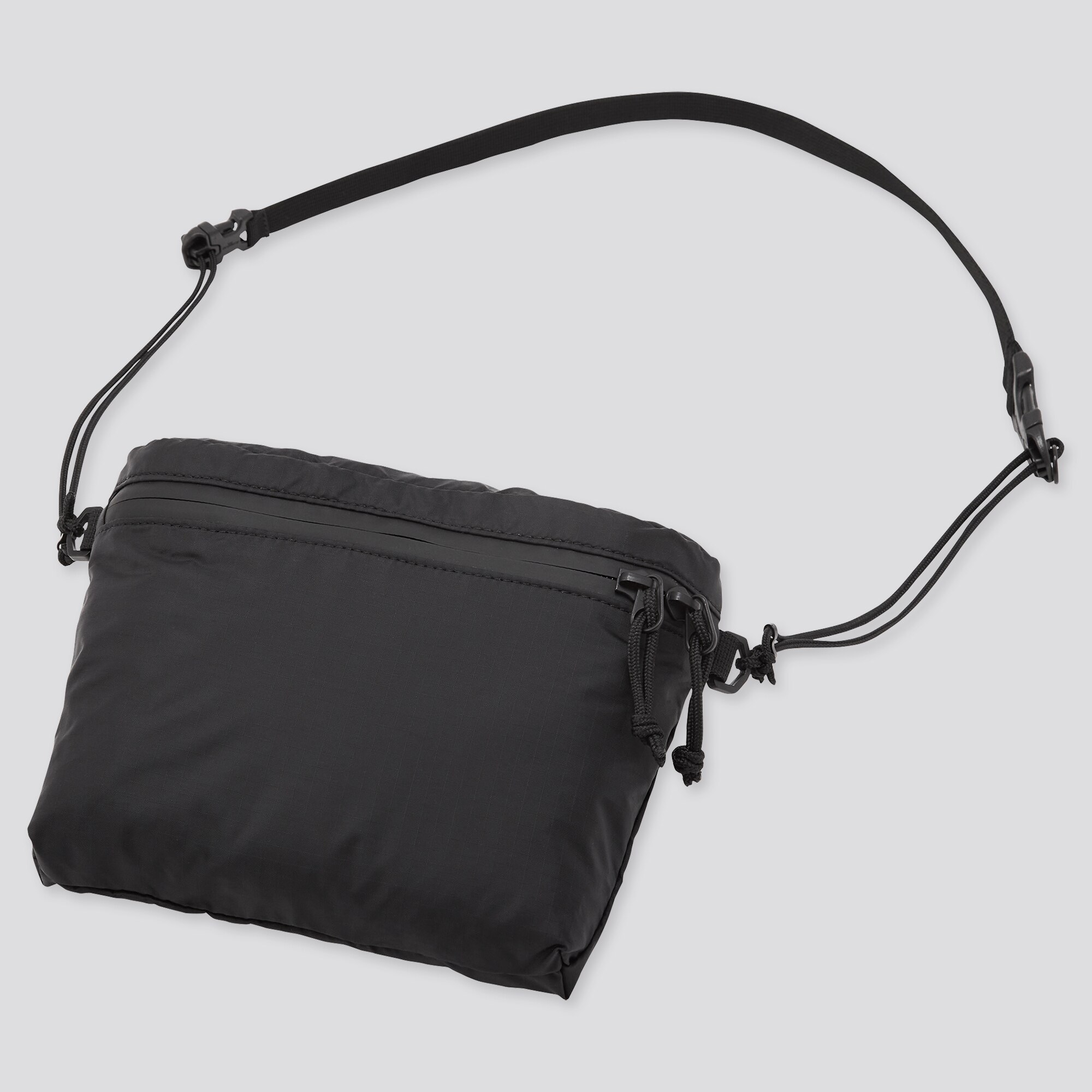 uniqlo fanny pack