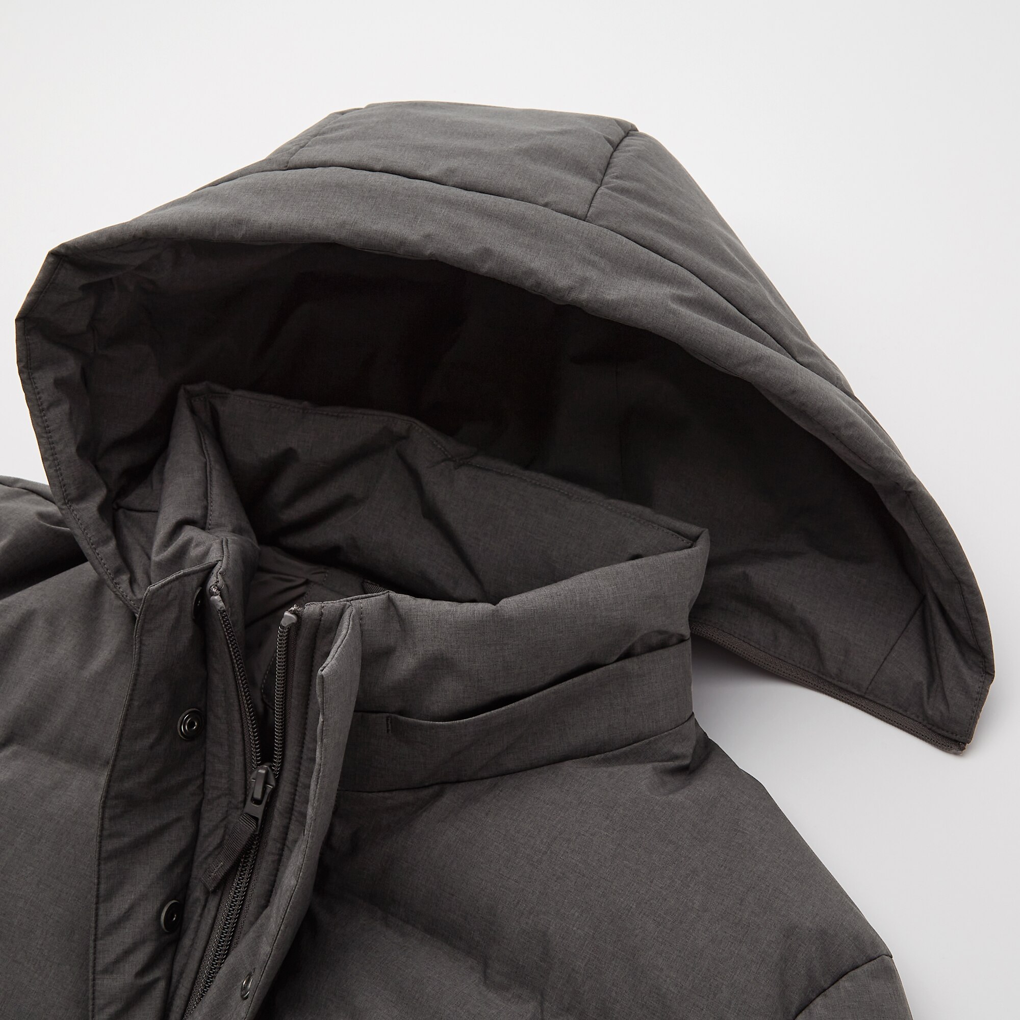 uniqlo langer seamless down mantel