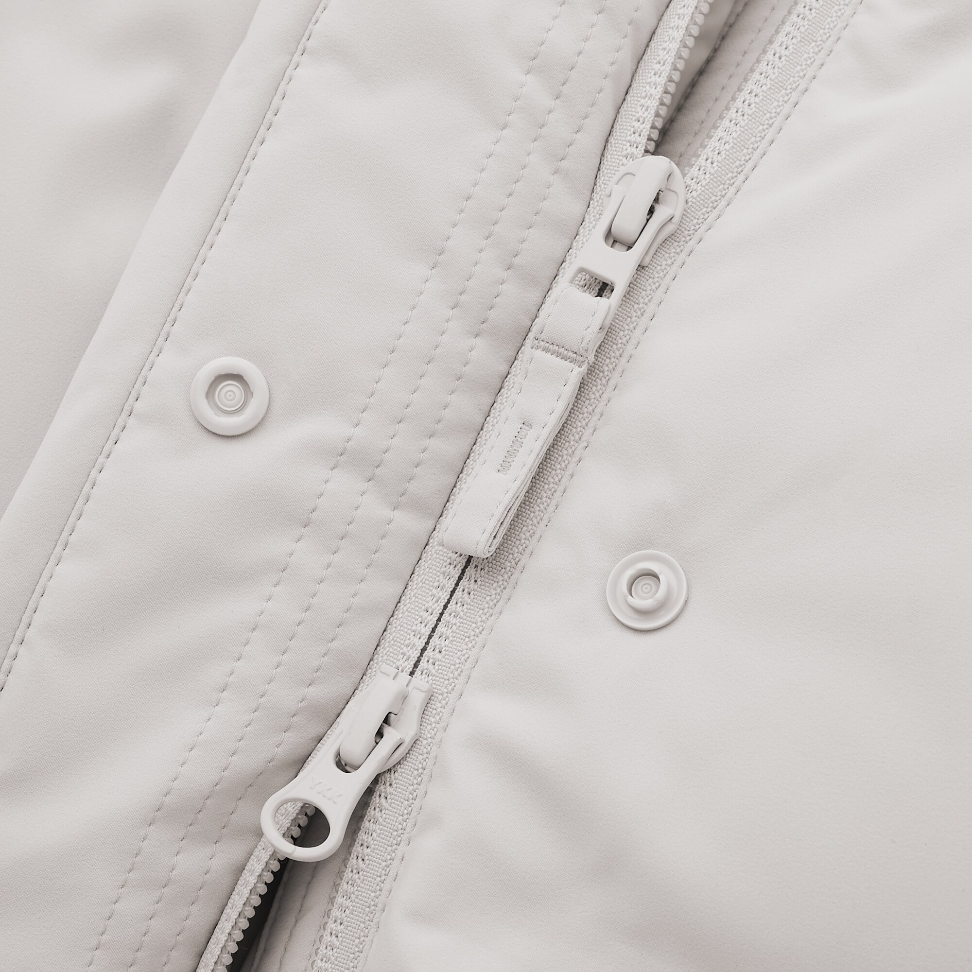 uniqlo langer seamless down mantel