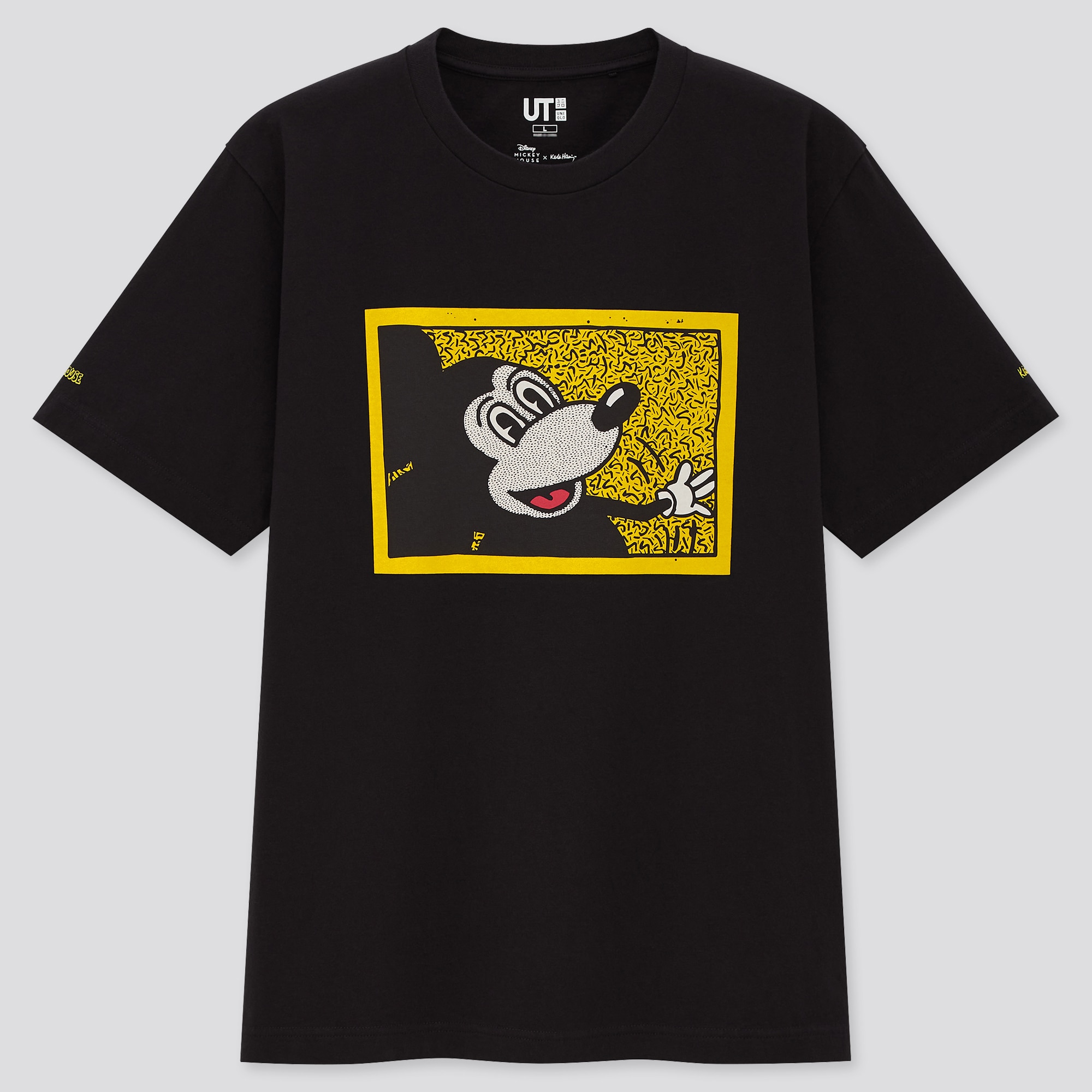 Uniqlo x store mickey mouse