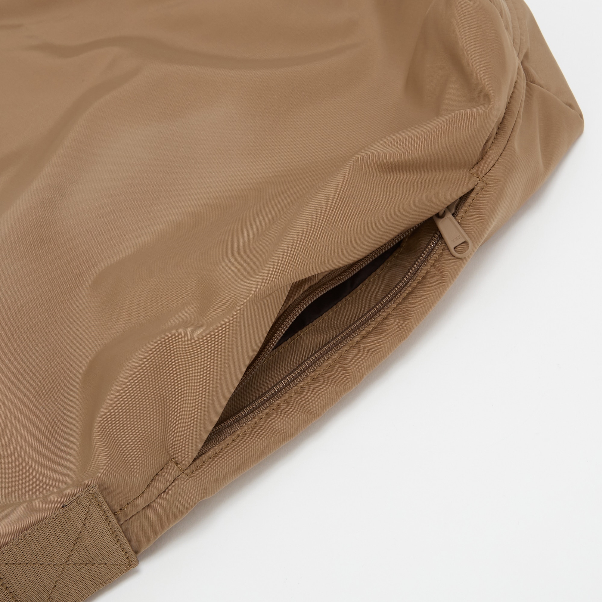 uniqlo u padded shoulder bolsa