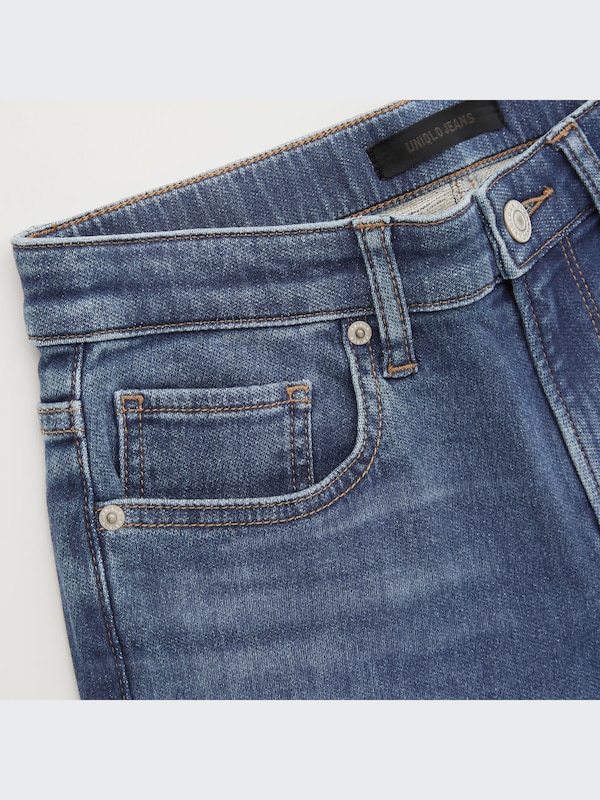 EZY Slim-Fit Jeans